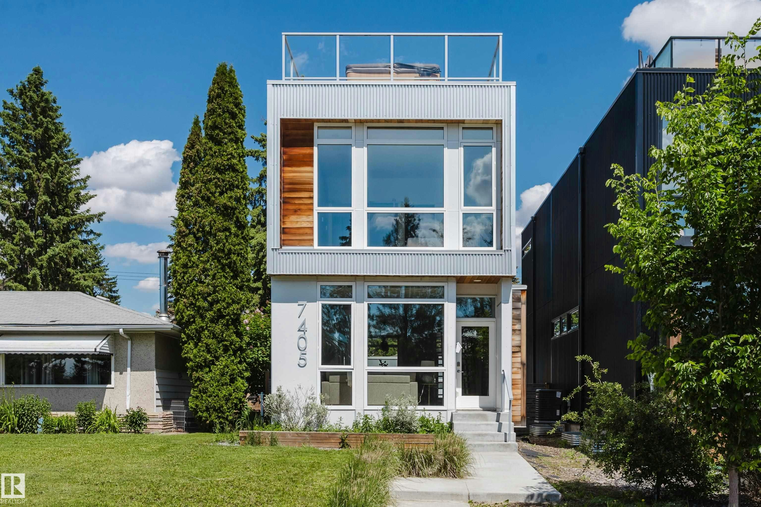 7405 89 Street, Edmonton, AB, T6C 3J7