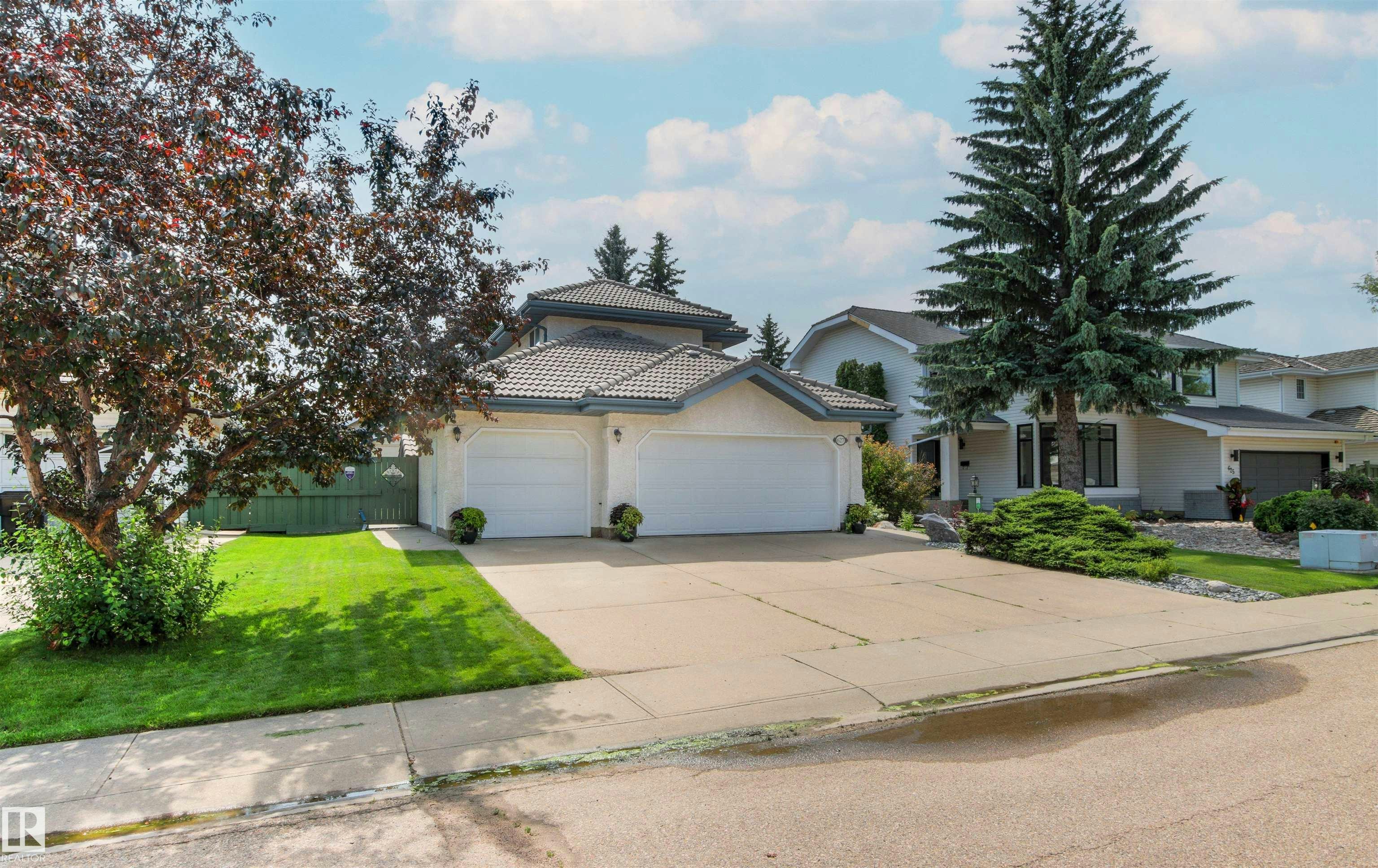 627 Wotherspoon Close, Edmonton, AB, T6M 2K2
