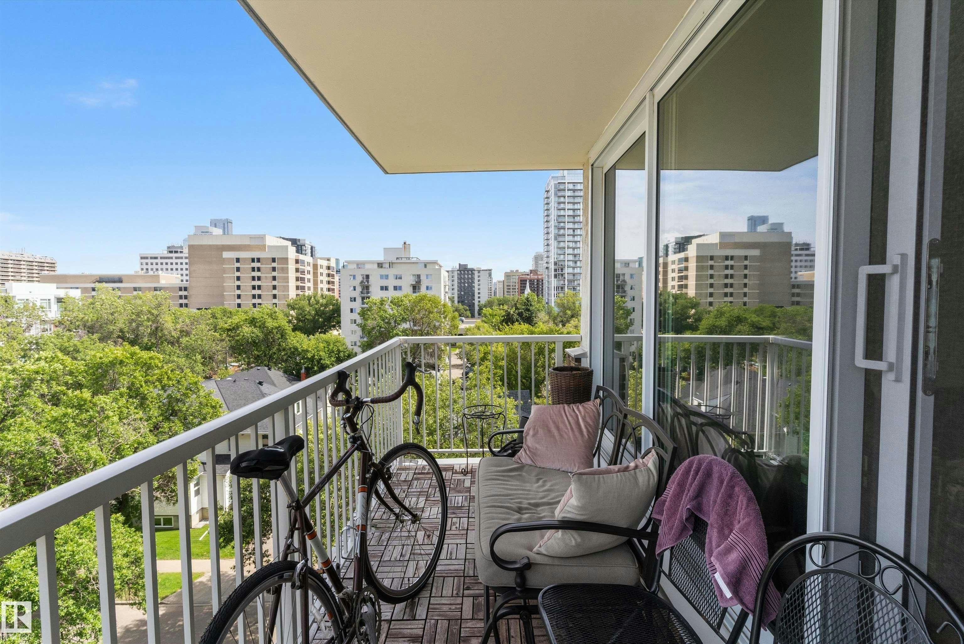 706-9930 113 Street, Edmonton, AB, T5K 1N6 - 17