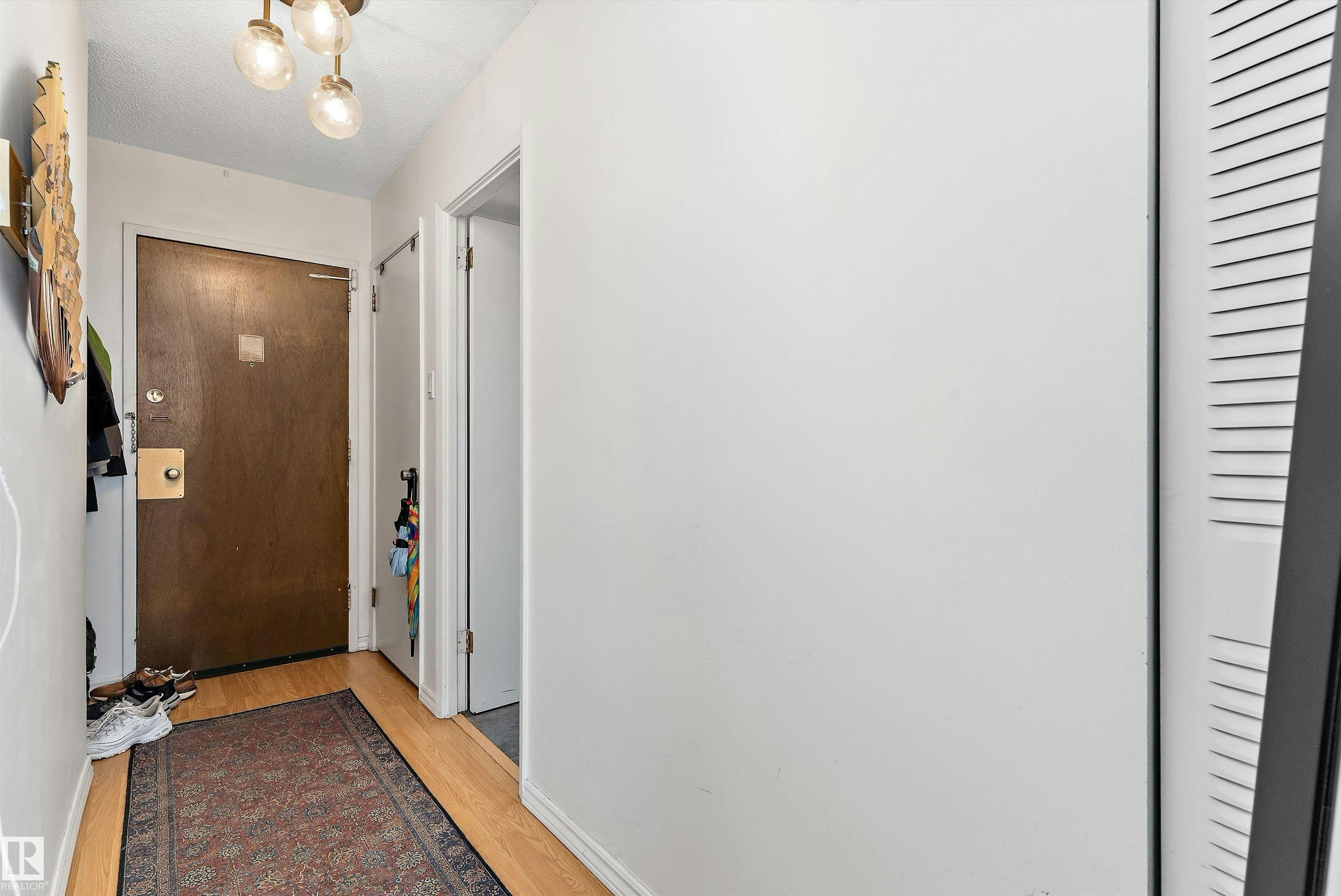 706-9930 113 Street - 5