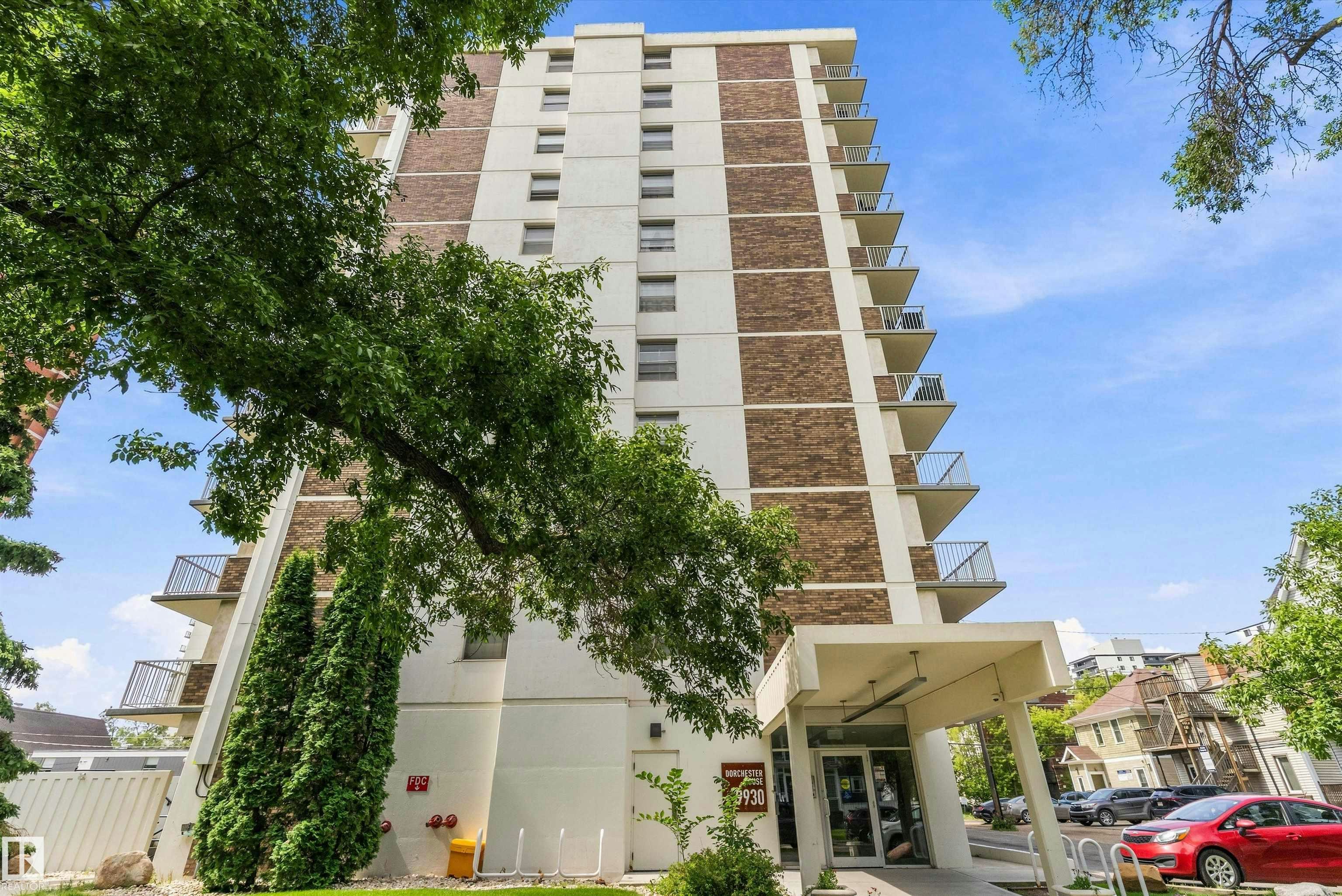 706-9930 113 Street - 3