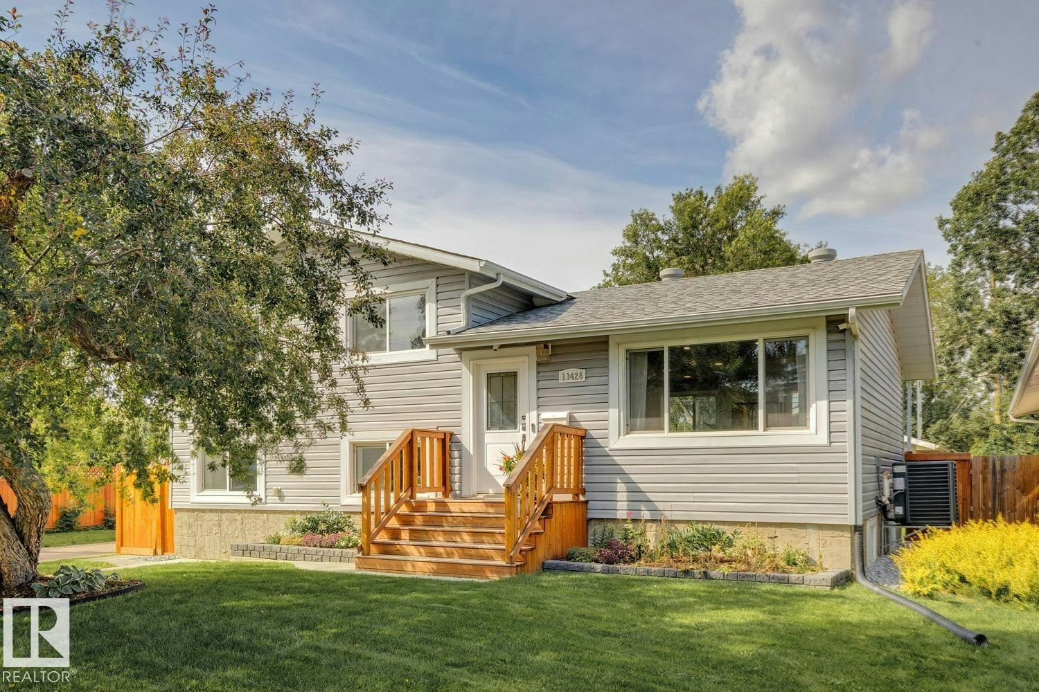 13428 117a Avenue, Edmonton, AB, T5M 3J7