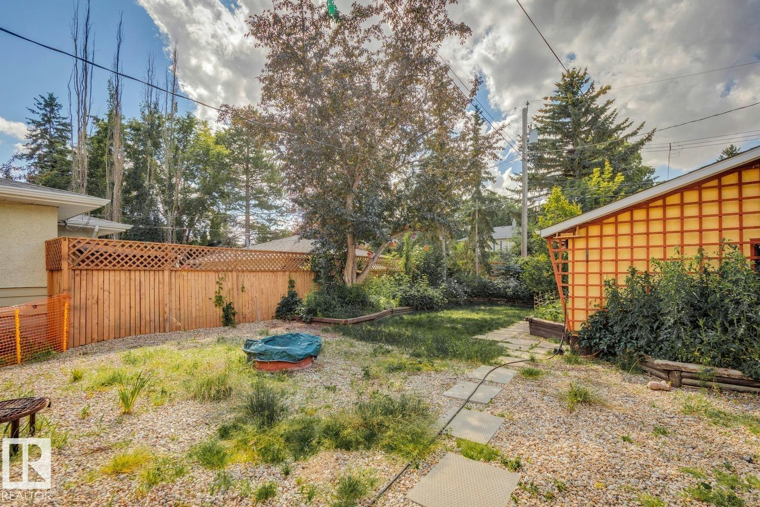 10438 133 Street, Edmonton, AB, T5N 2A1 - 33
