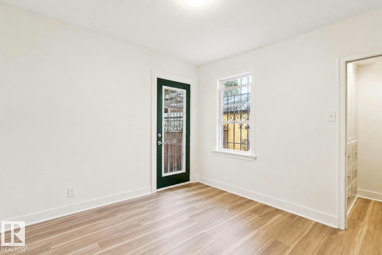 10438 133 Street, Edmonton, AB, T5N 2A1 - 11