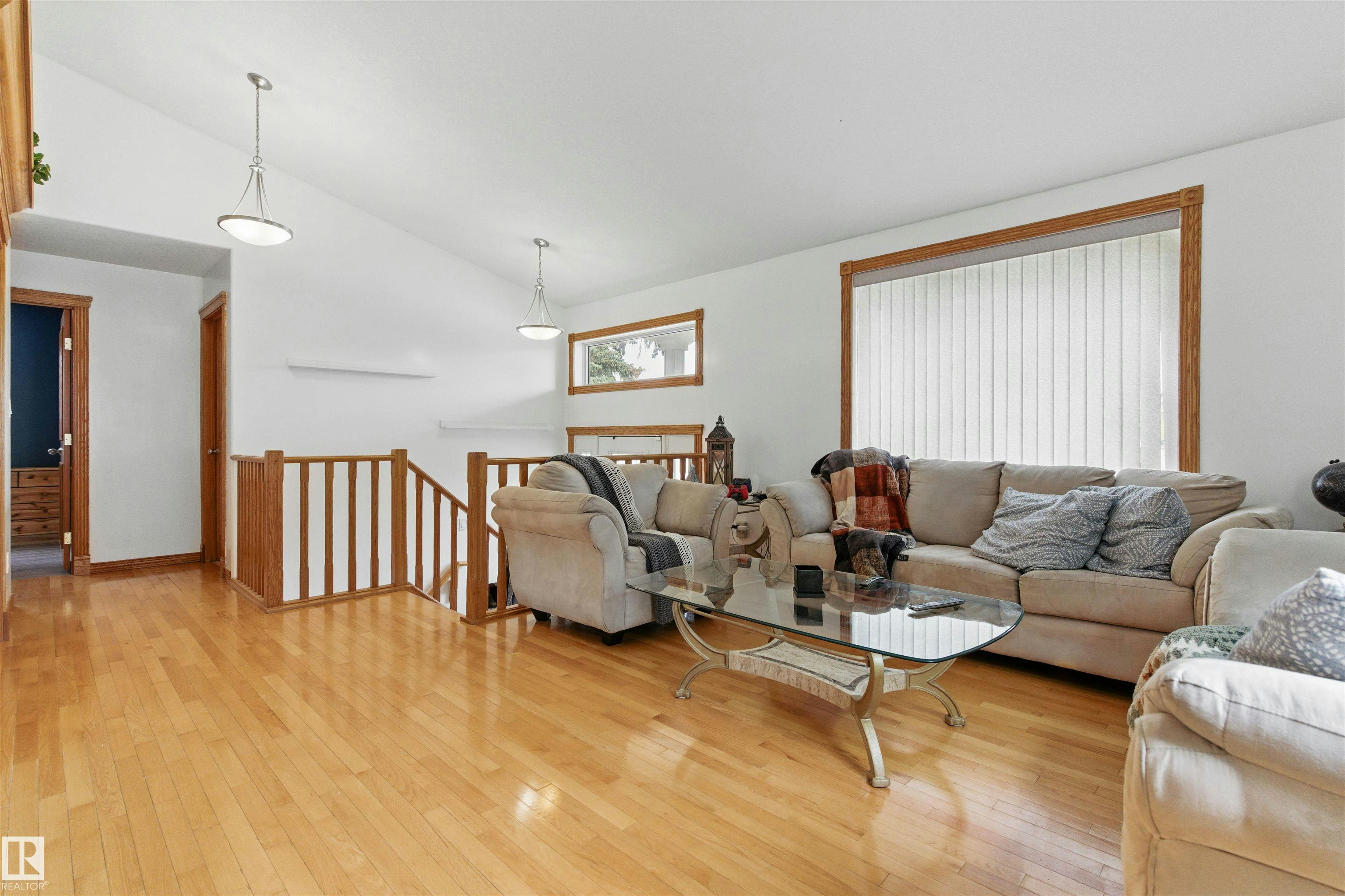 9716 160 Street, Edmonton, AB, T5P 3C8
