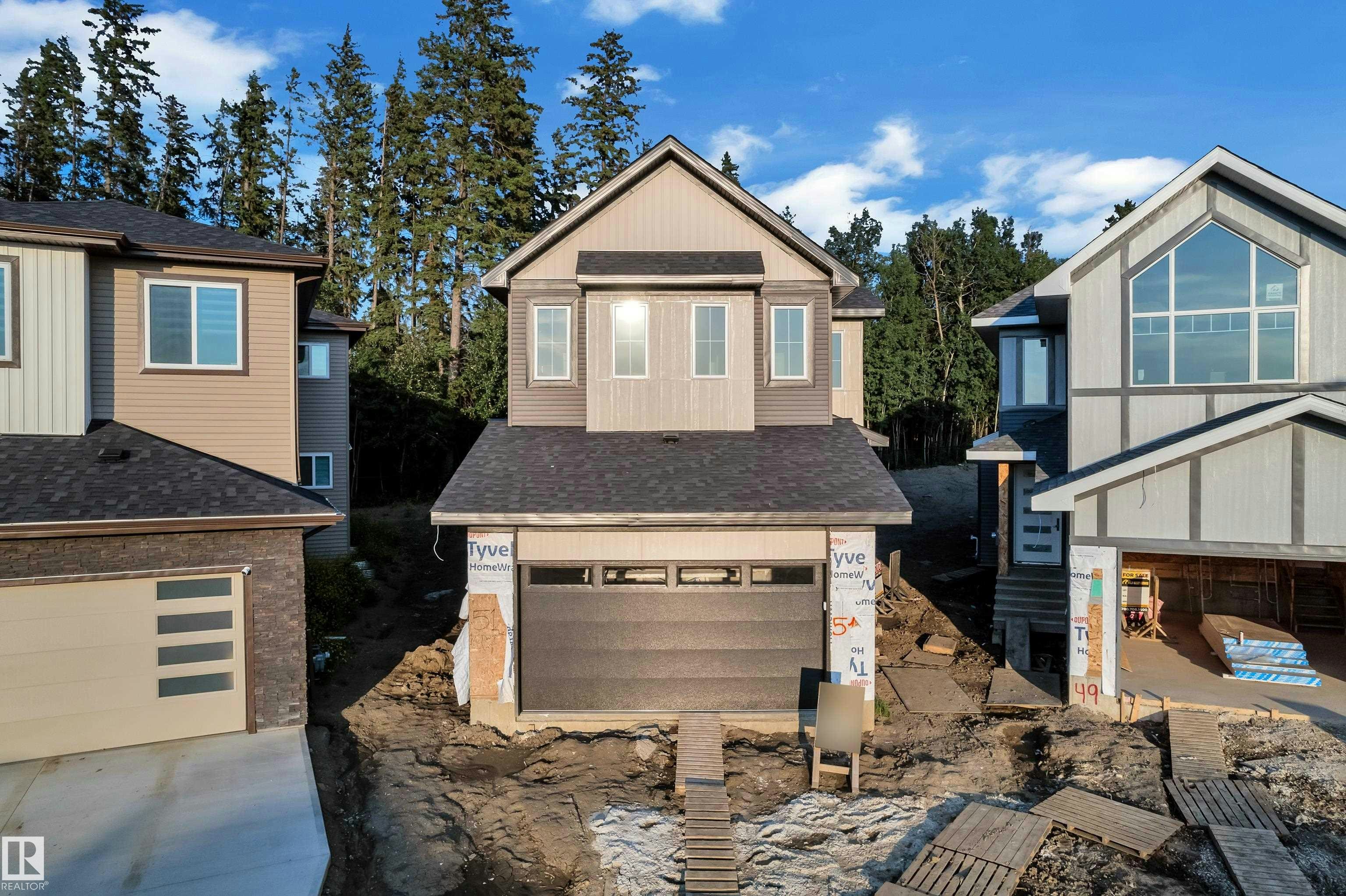 51 Meadowgrove Lane, Spruce Grove, AB, T7X 0W2