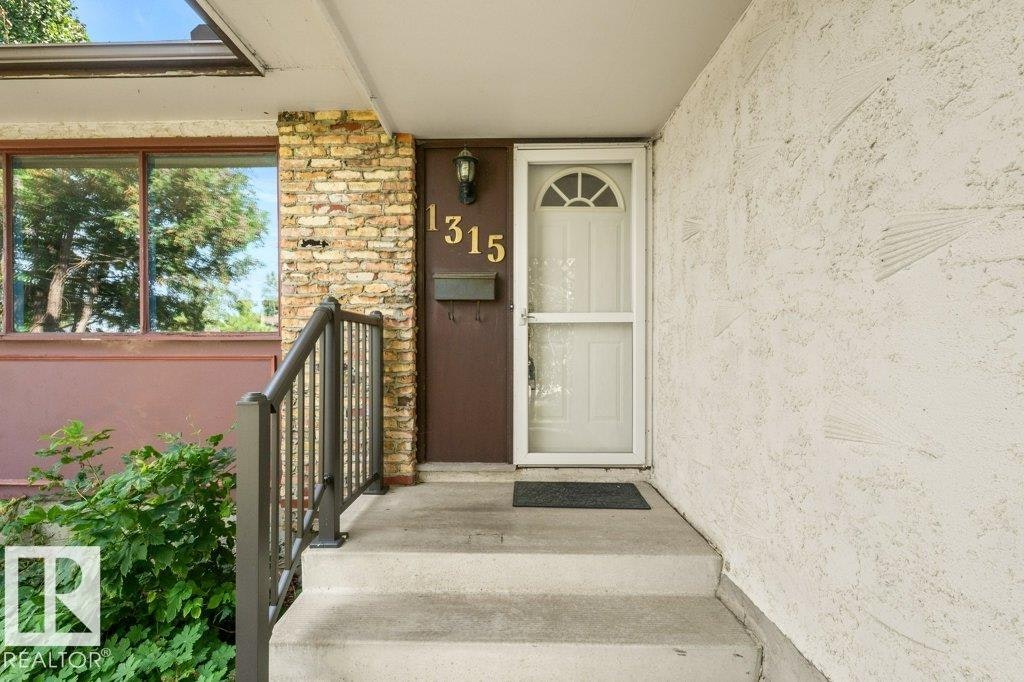 1315 69 Street, Edmonton, AB, T6K 3K5
