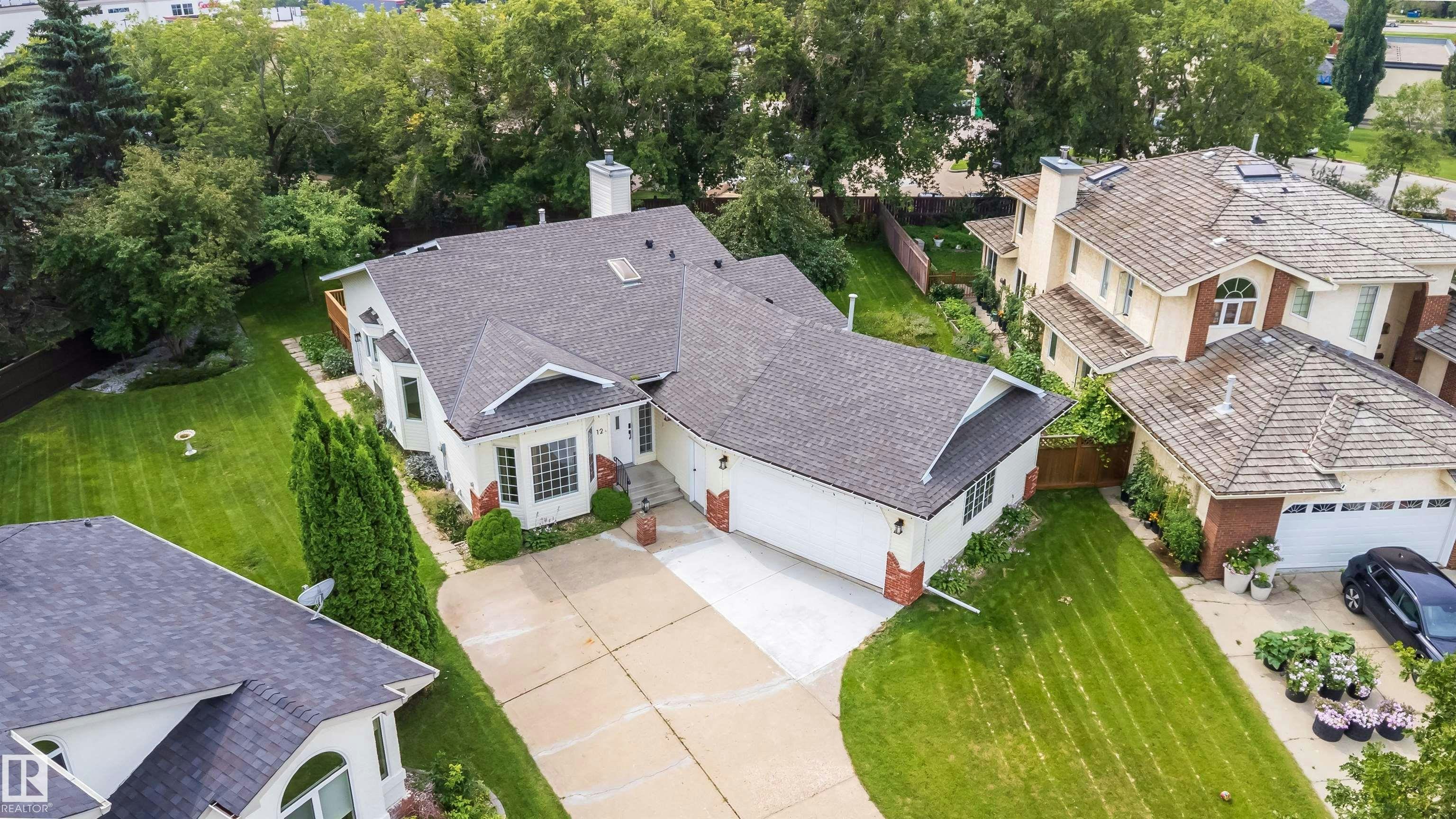 A-12 Invermere Place, St. Albert, AB, T8N 5N1