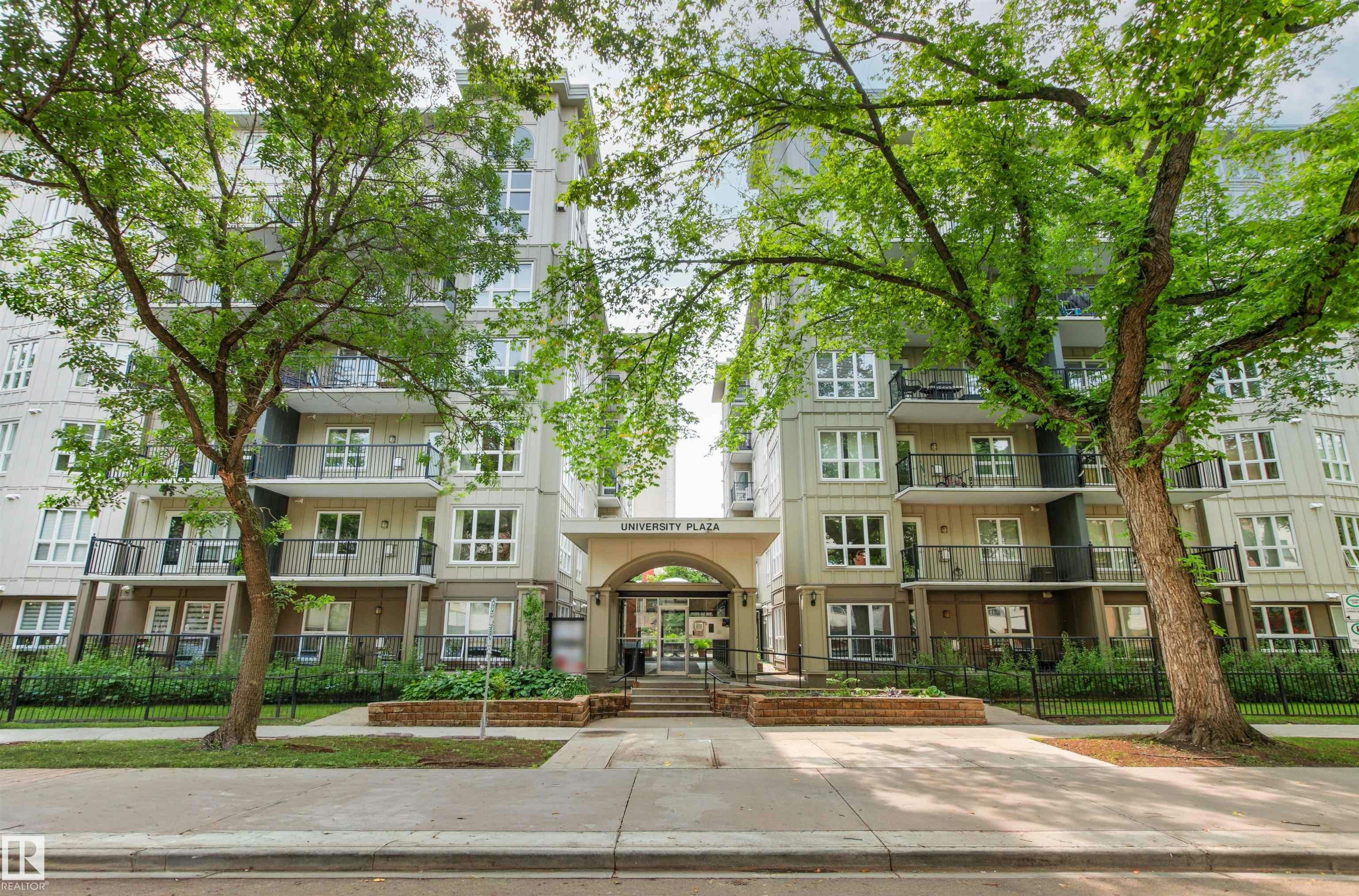404-11103 84 Avenue, Edmonton, AB, T6G 2X4