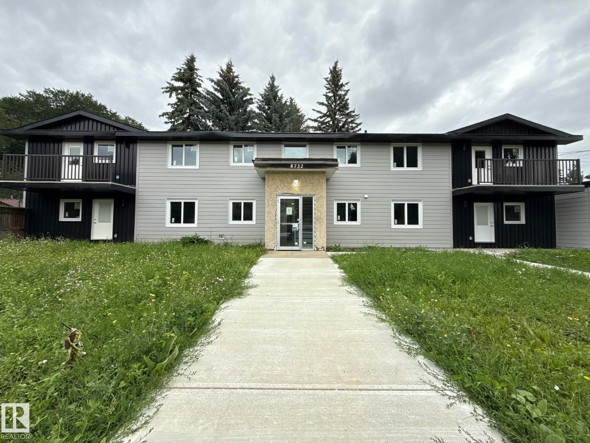 8732 101 Avenue, Edmonton, AB, T5H 0A9