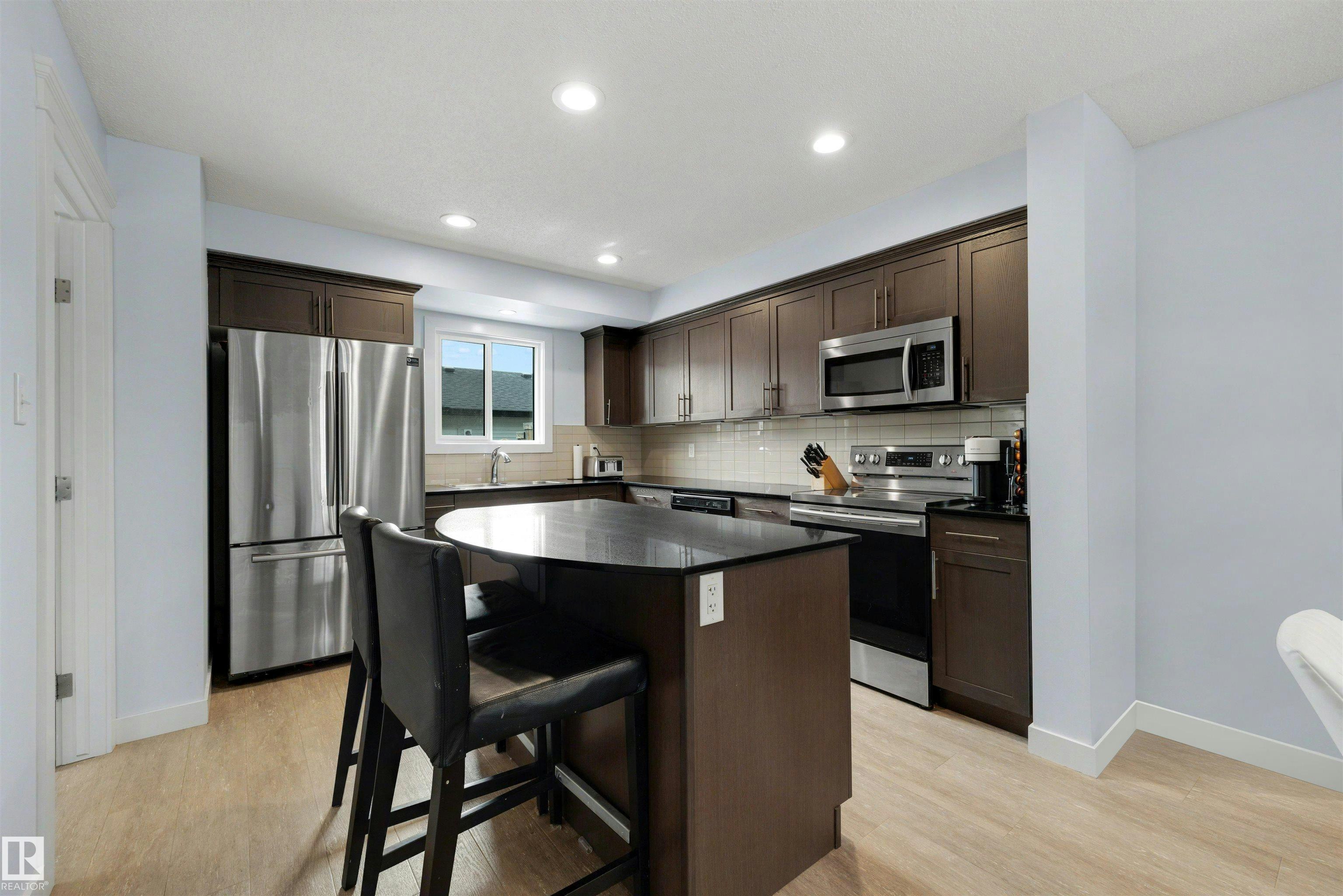 1376 Mcconachie Boulevard, Edmonton, AB, T5Y 3X3 - 7