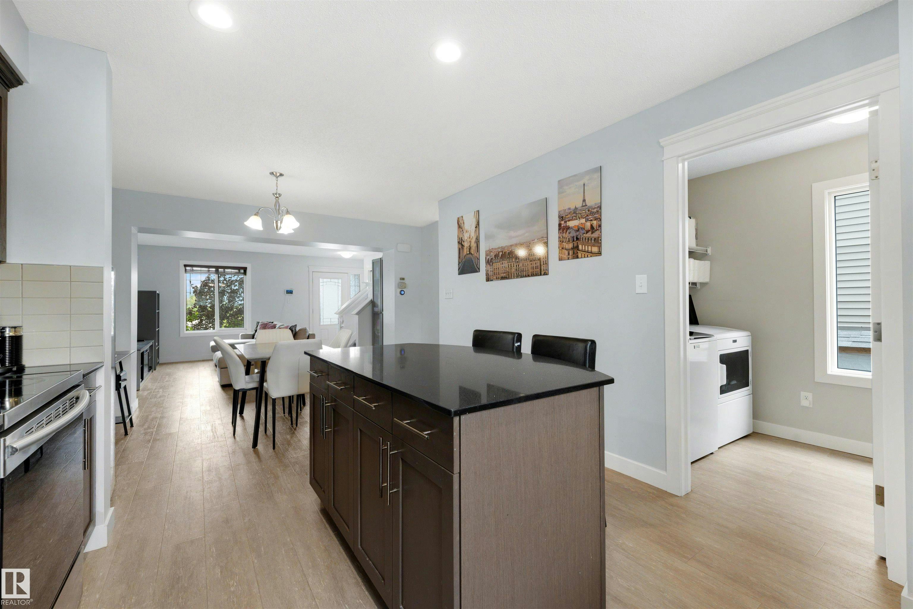 1376 Mcconachie Boulevard, Edmonton, AB, T5Y 3X3 - 8