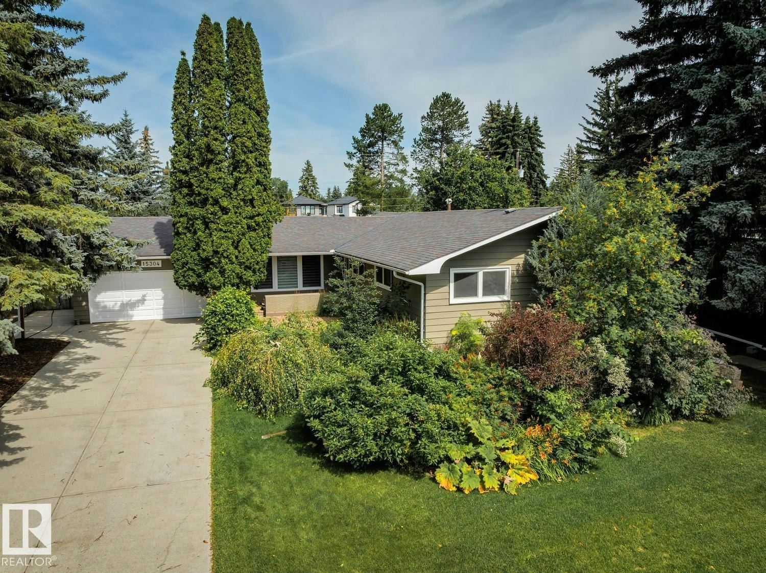 15304 Rio Terrace Drive, Edmonton, AB, T5R 5M5