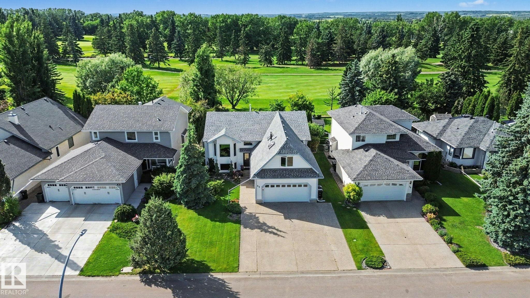 32 Fairway Drive, Spruce Grove, AB, T7X 3K3