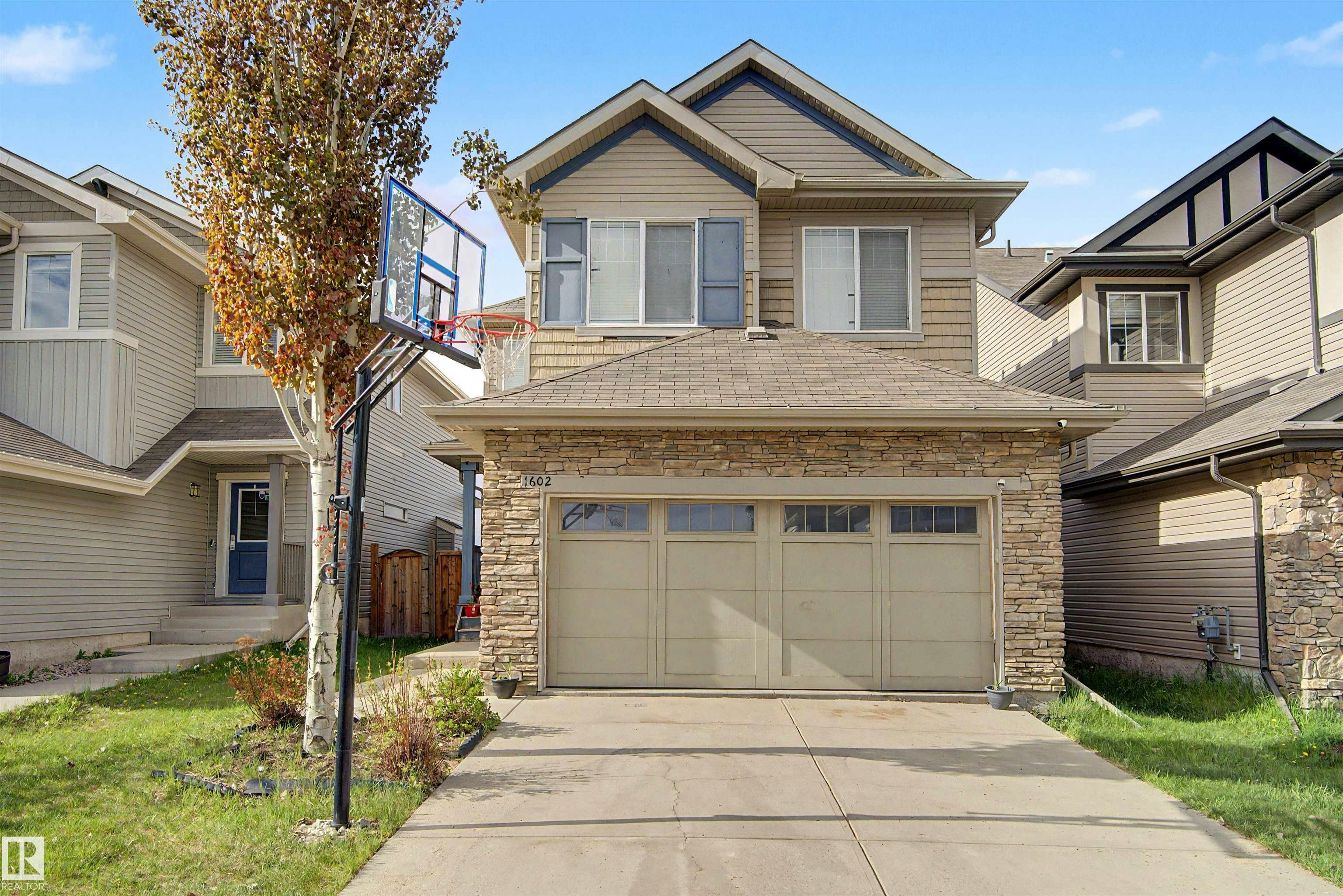 1602 Chapman Way, Edmonton, AB, T6W 0Z2