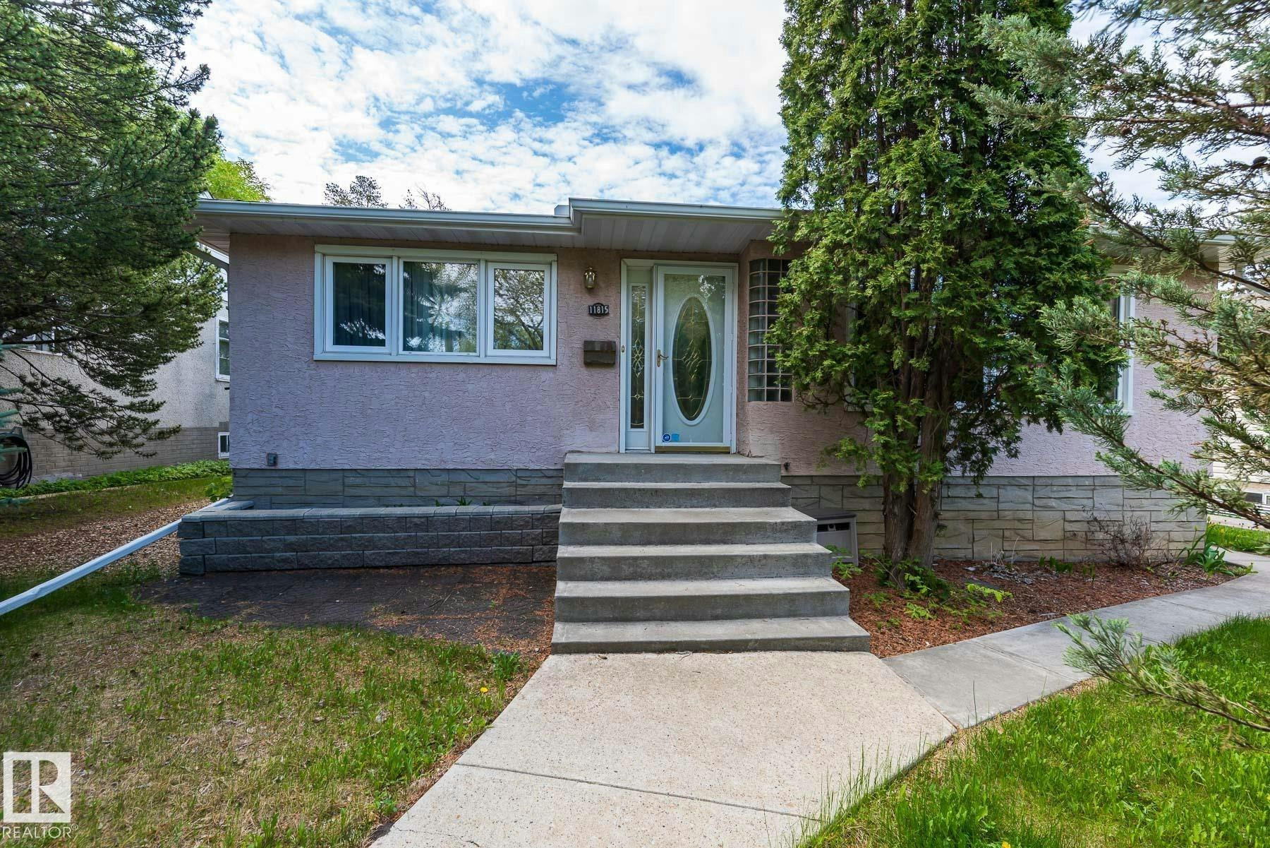 11815 76 Avenue, Edmonton, AB, T6G 0L1
