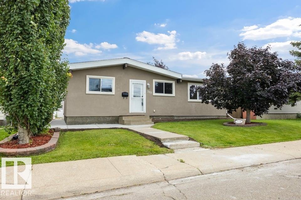 7119 136 Avenue, Edmonton, AB, T5C 2K3