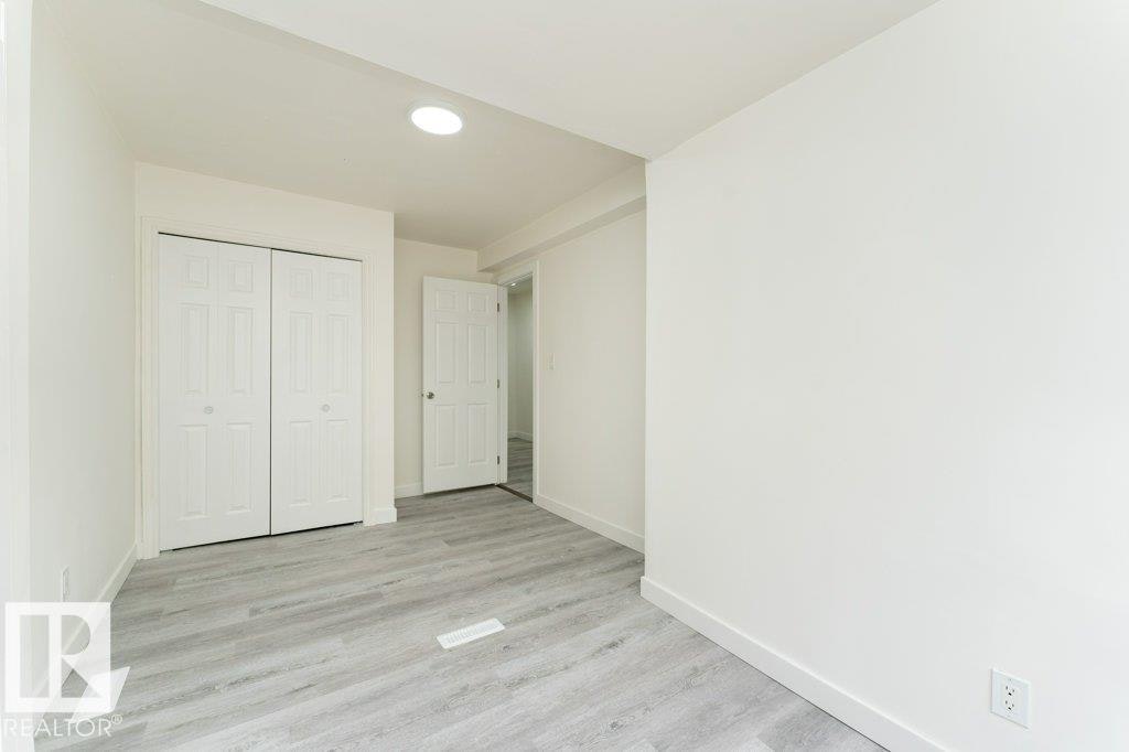 10712 103 Street, Edmonton, AB, T5H 2V8 - 16