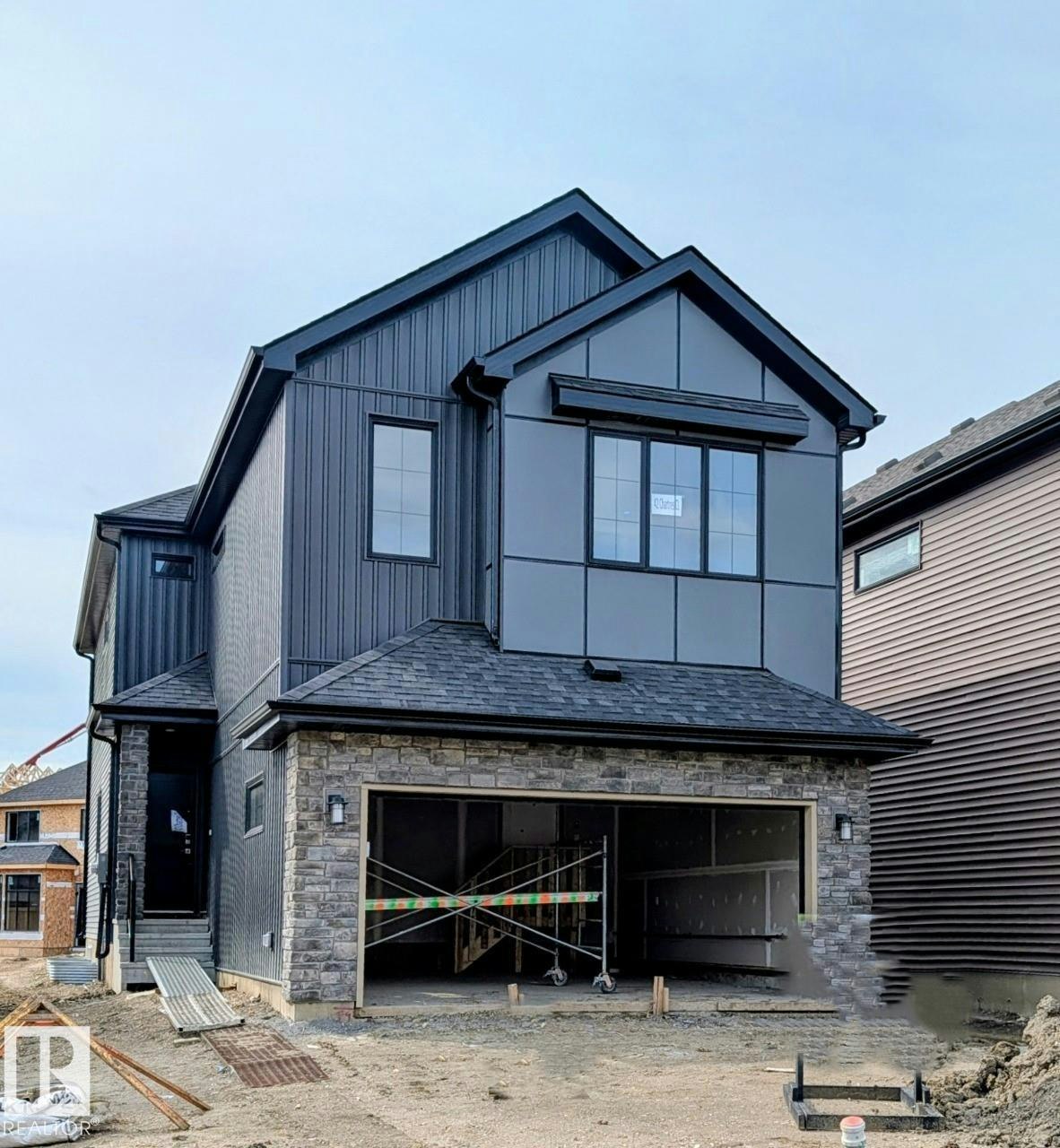 42 Chartres Close W, St. Albert, AB, T8T 2E1
