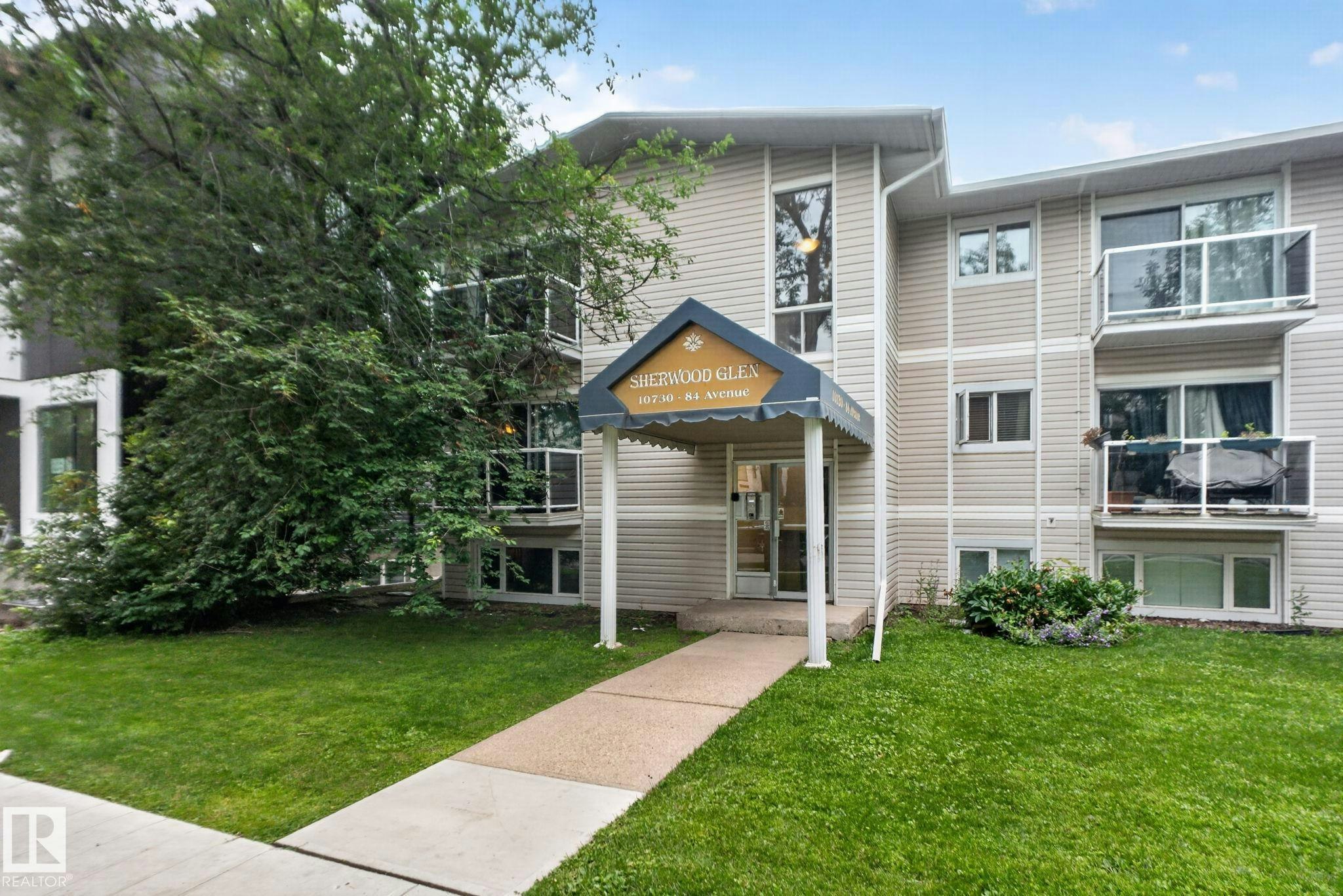 9-10730 84 Avenue NW, Edmonton, AB, T6E 2H9