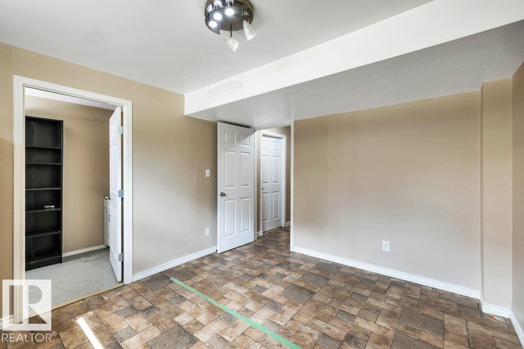 33-2503 24 Street, Edmonton, AB, T6T 0B5 - 35