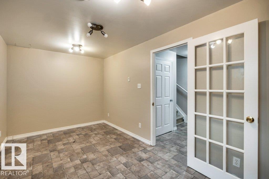 33-2503 24 Street, Edmonton, AB, T6T 0B5 - 38