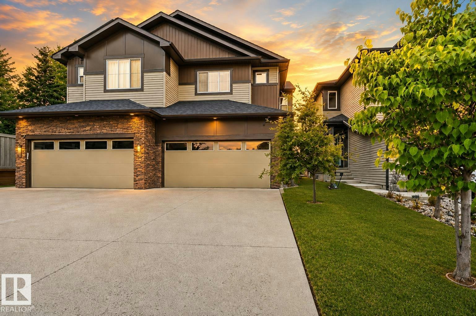 7258 Chivers Place, Edmonton, AB, T6W 4L4