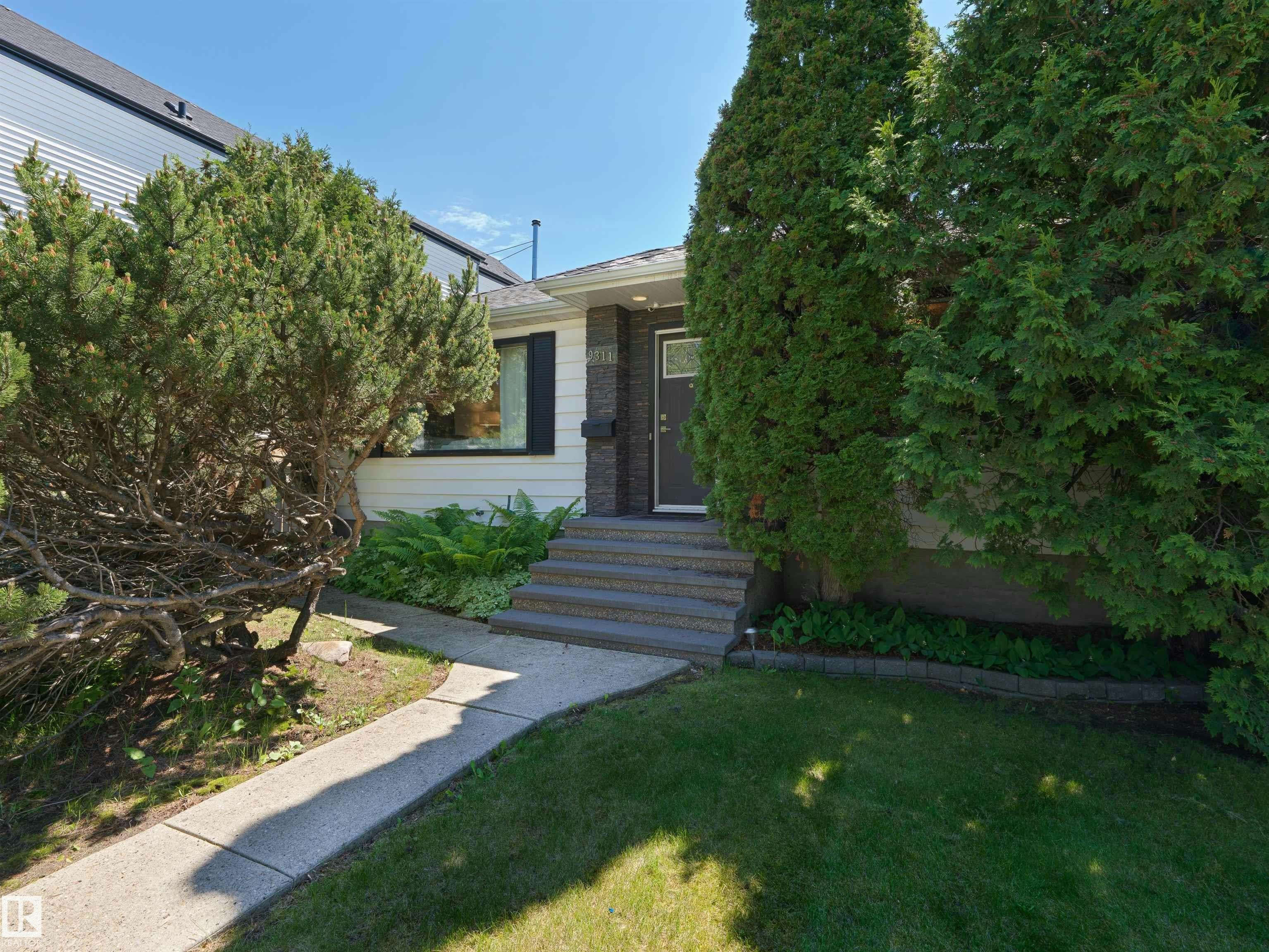 9311 75 Avenue, Edmonton, AB, T6E 1H3