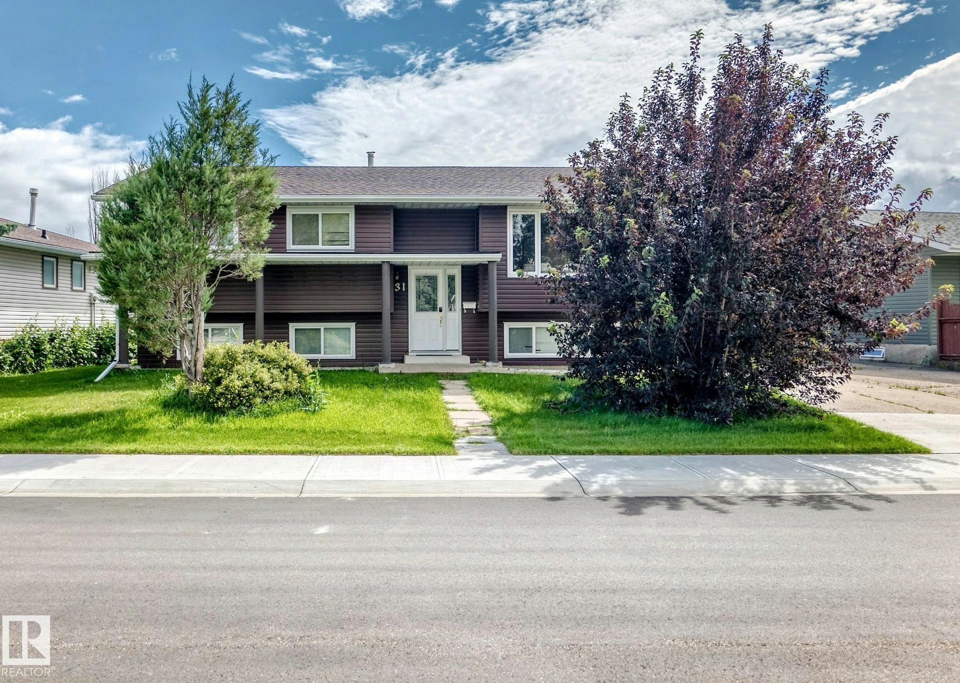 31 Hughes Road, Edmonton, AB, T5A 4E1