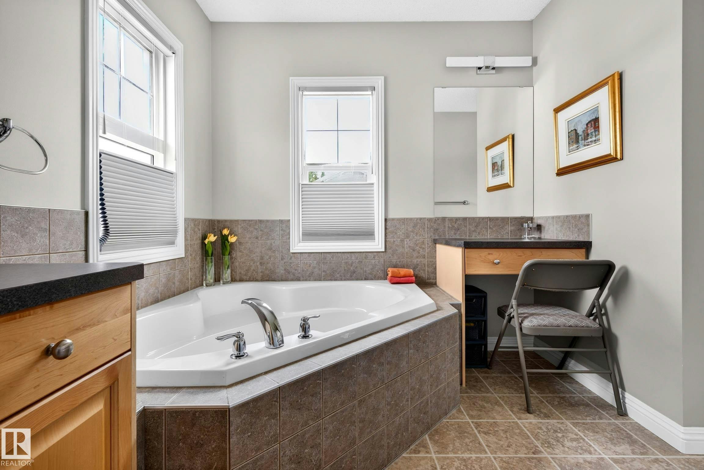 323 Griesbach School Road, Edmonton, AB, T5E 6M4 - 32
