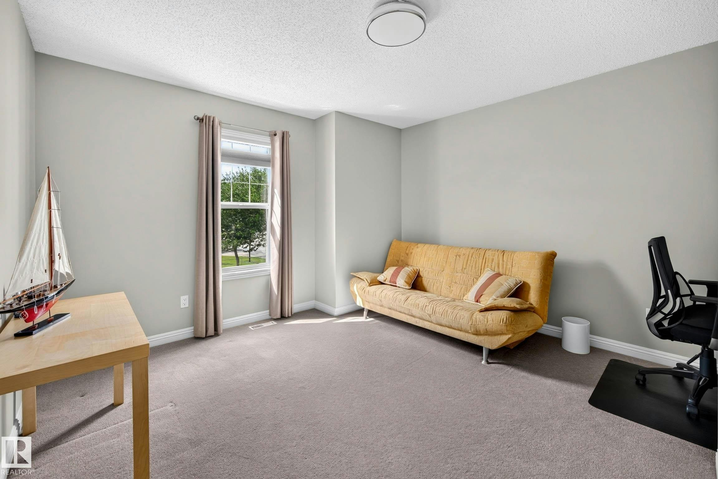 323 Griesbach School Road, Edmonton, AB, T5E 6M4 - 35