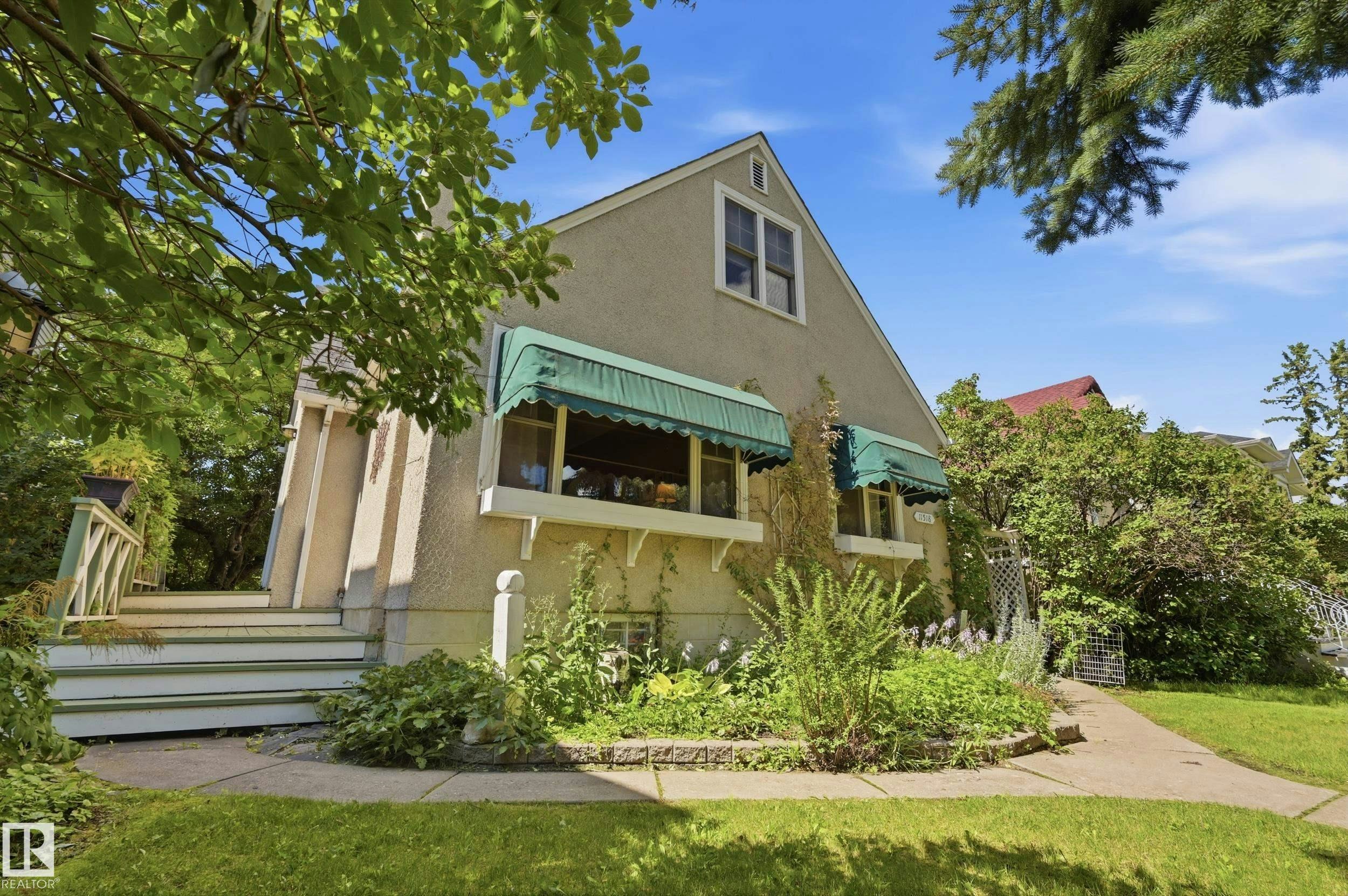 11518 101 Street, Edmonton, AB, T5G 2B1