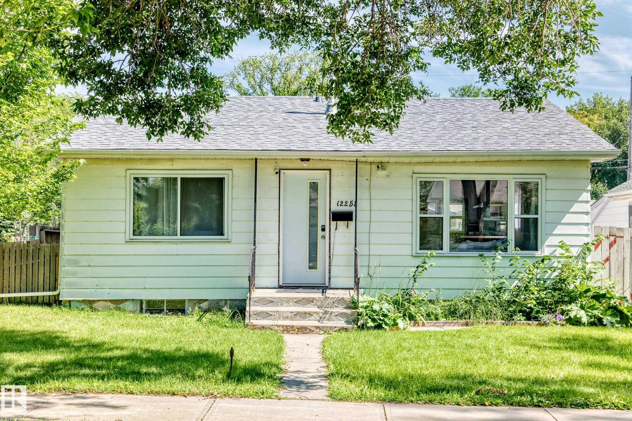 12253 94 Street, Edmonton, AB, T5G 1K2