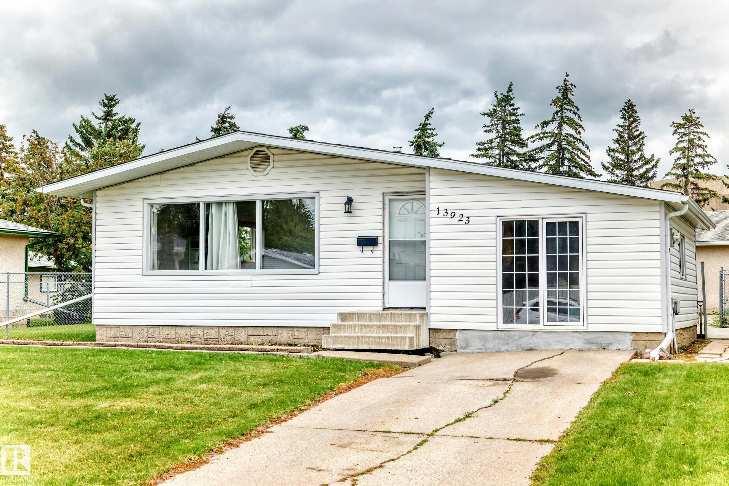 13923 70 Street, Edmonton, AB, T5C 0L1