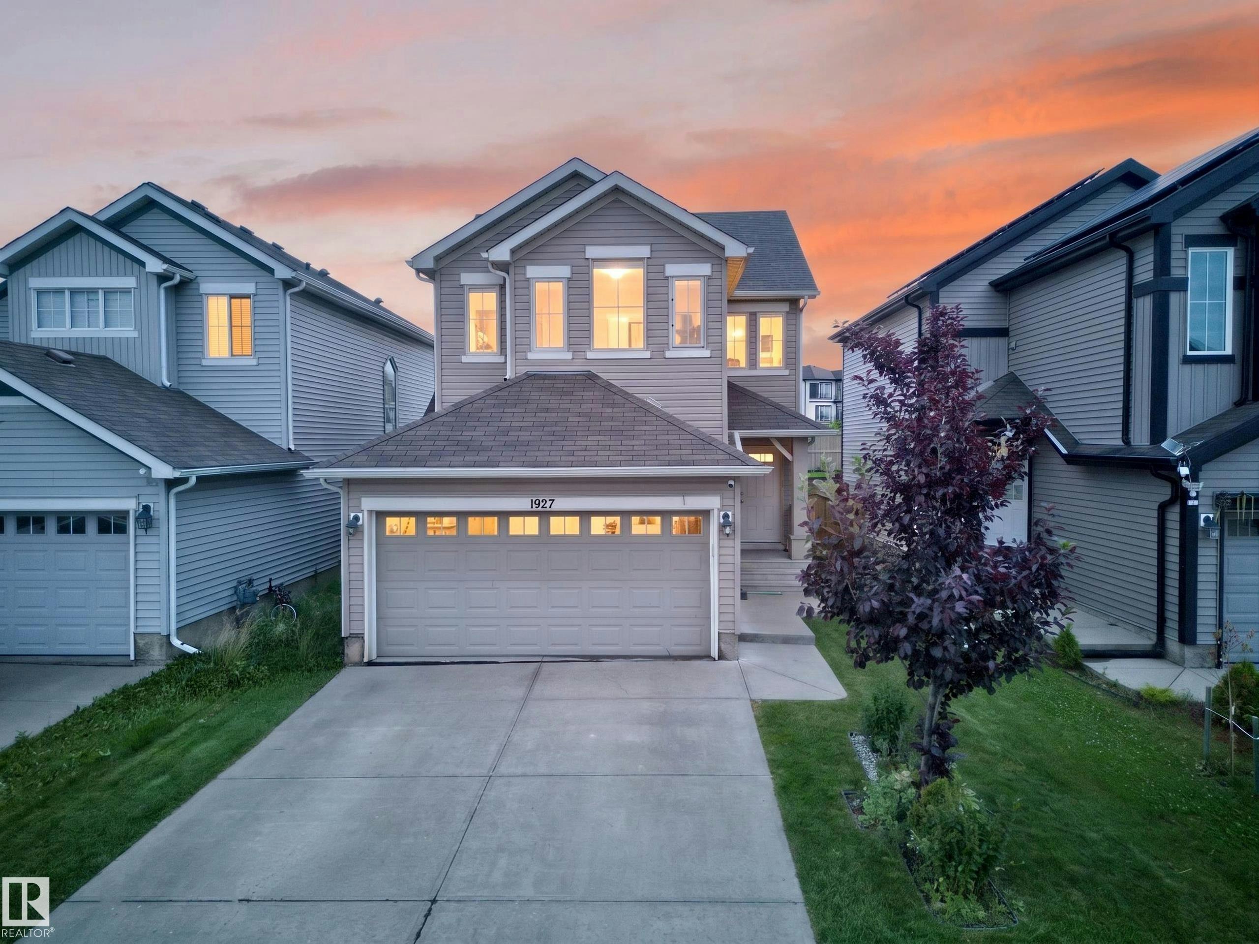 1927 51 Street, Edmonton, AB, T6X 1Y4