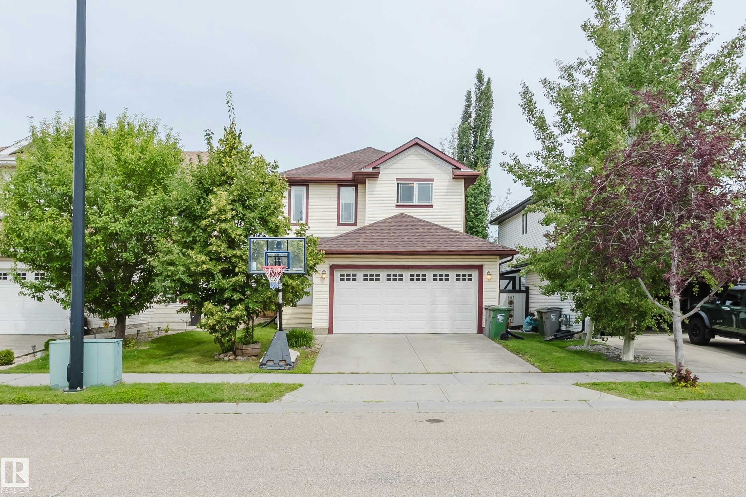 120 Rue Marquet, Beaumont, AB, T4X 1W2
