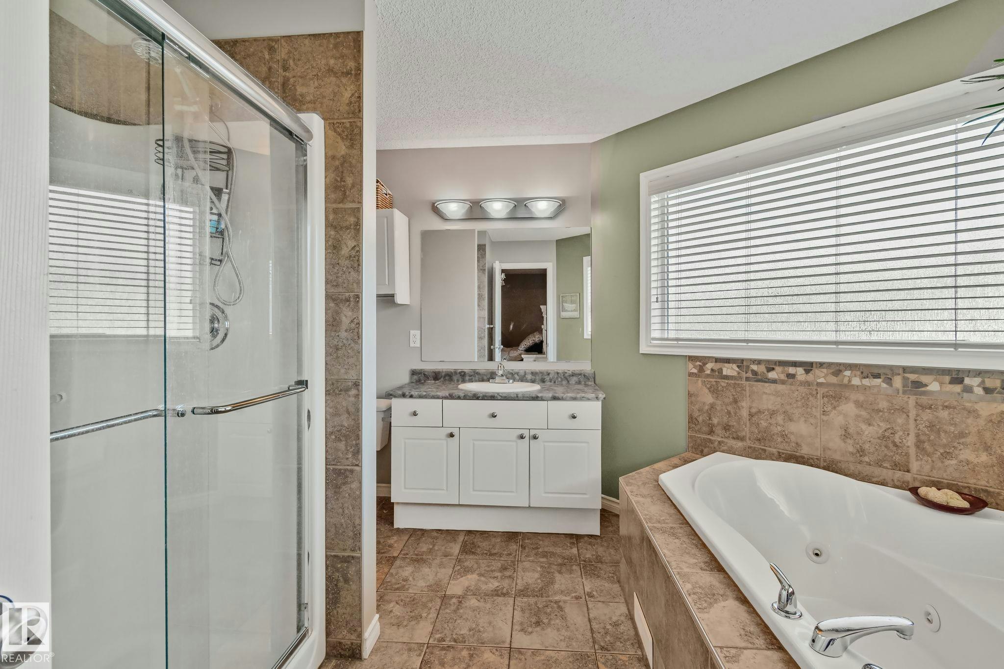 9 Landon Drive, Spruce Grove, AB, T7X 4S1 - 30