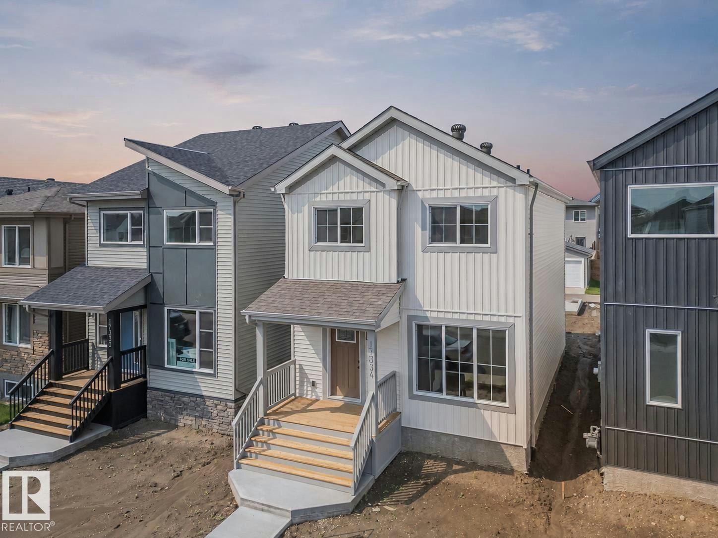 17334 6a Street, Edmonton, AB, T5Y 4E8
