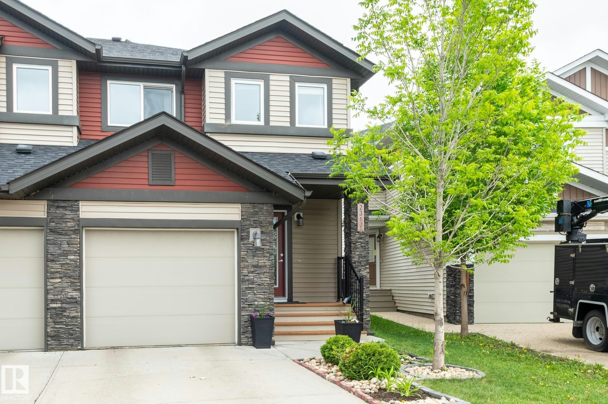 2312 Casey Cres, Edmonton, AB, T6W 3M9