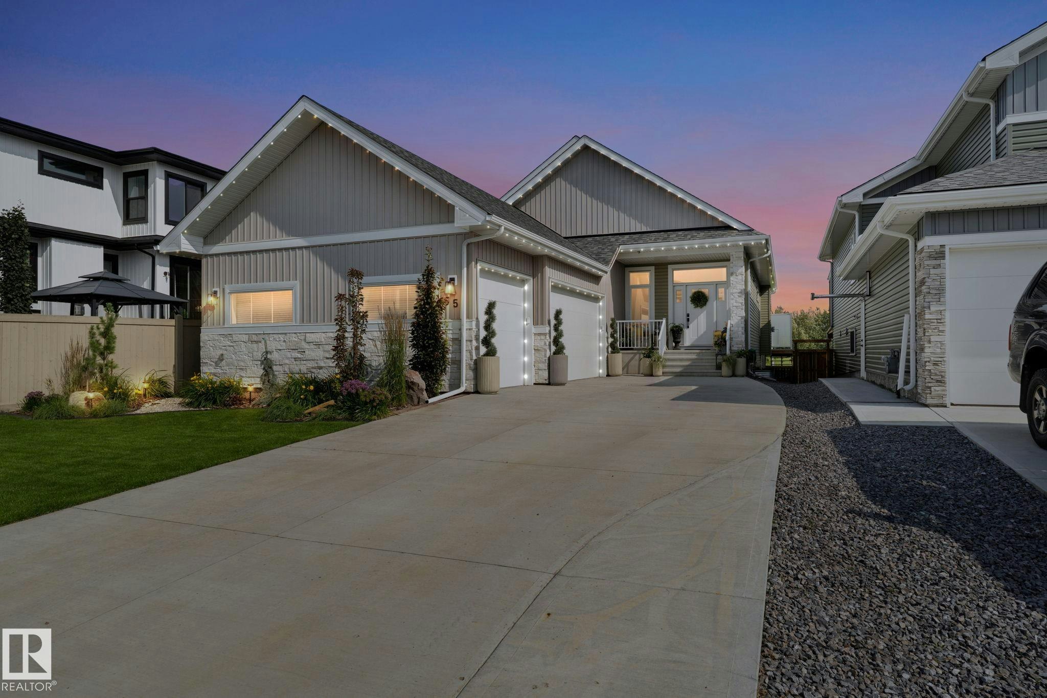 55 Maple Crescent, Gibbons, AB, T0A 1N0