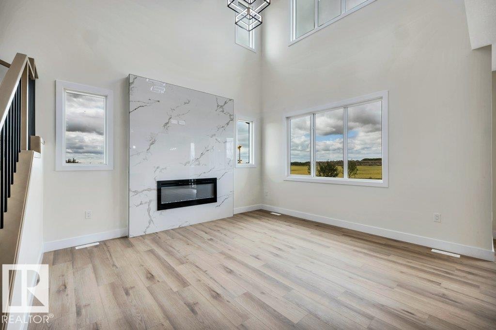 409 Robinson Boulevard, Leduc, AB, T9E 1P8 - 9