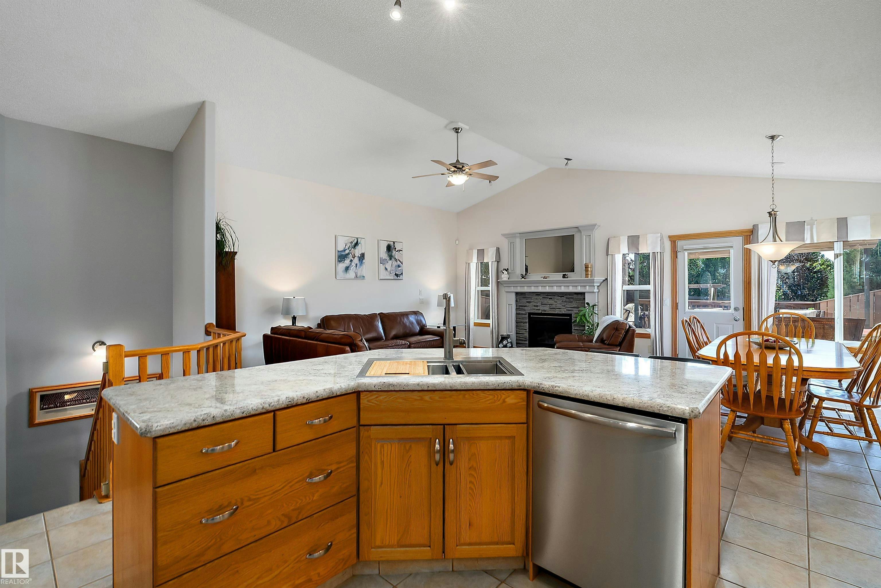 1 Linksview Cl S, Spruce Grove, AB, T7X 4P3 - 11