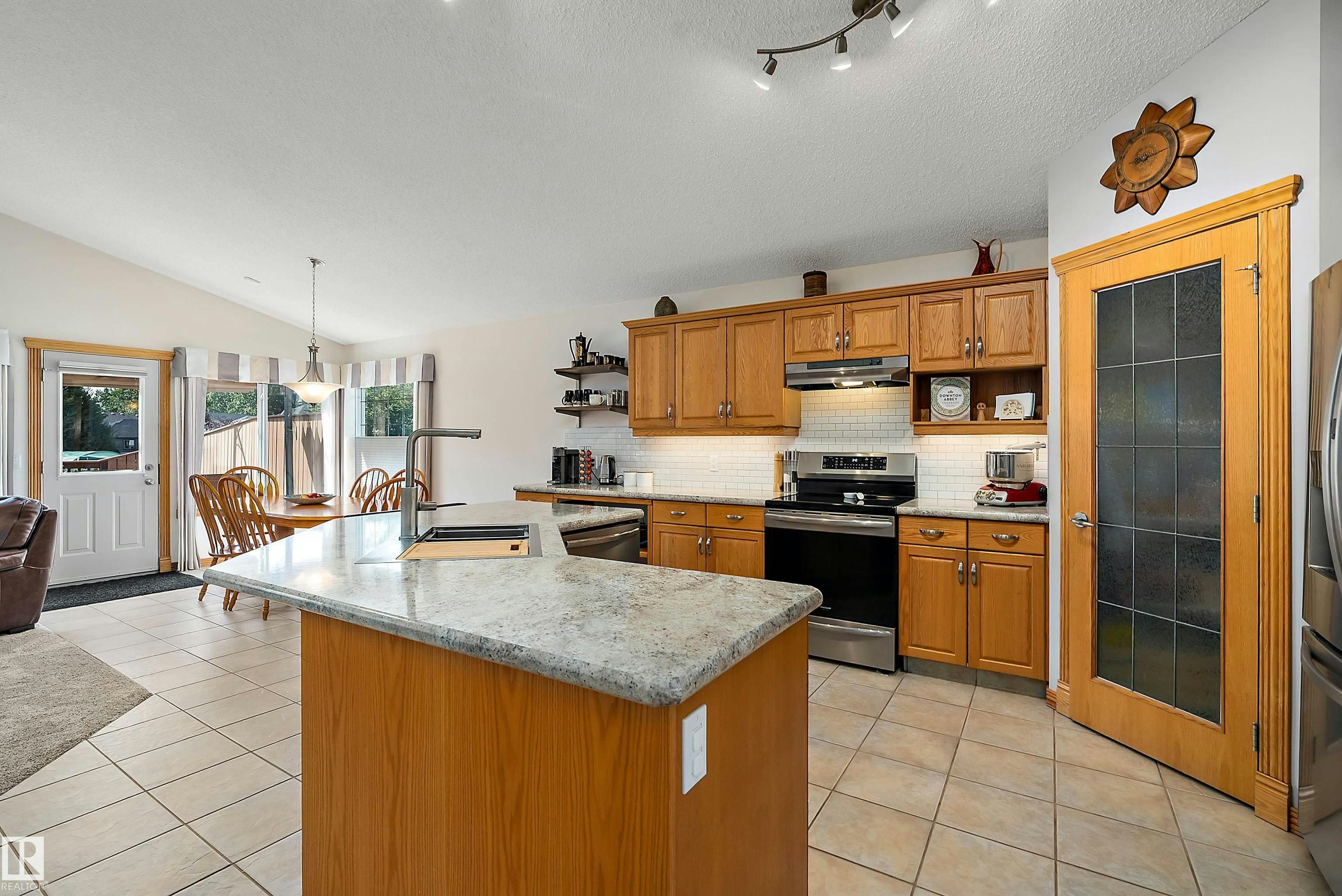 1 Linksview Cl S, Spruce Grove, AB, T7X 4P3 - 9