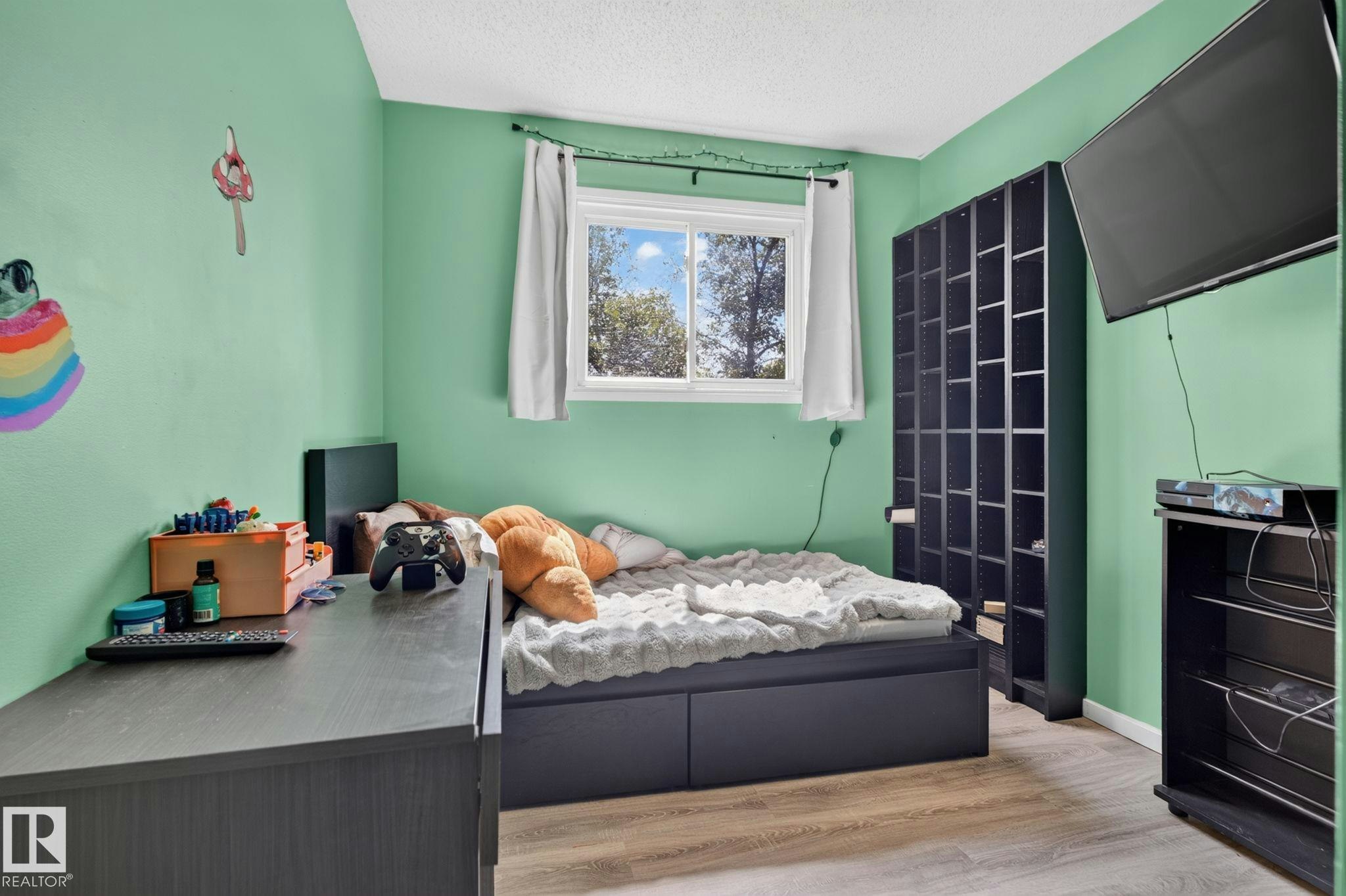 8031 27 Avenue, Edmonton, AB, T6K 3C9 - 18