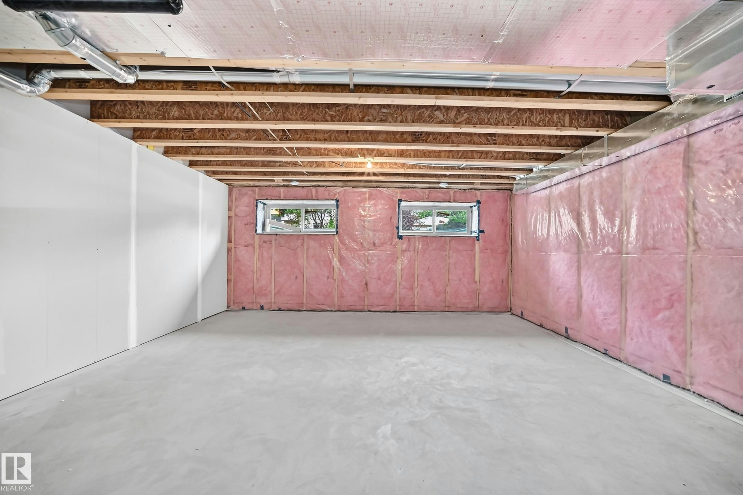 14419 104 Avenue, Edmonton, AB, T5N 2X8 - 36