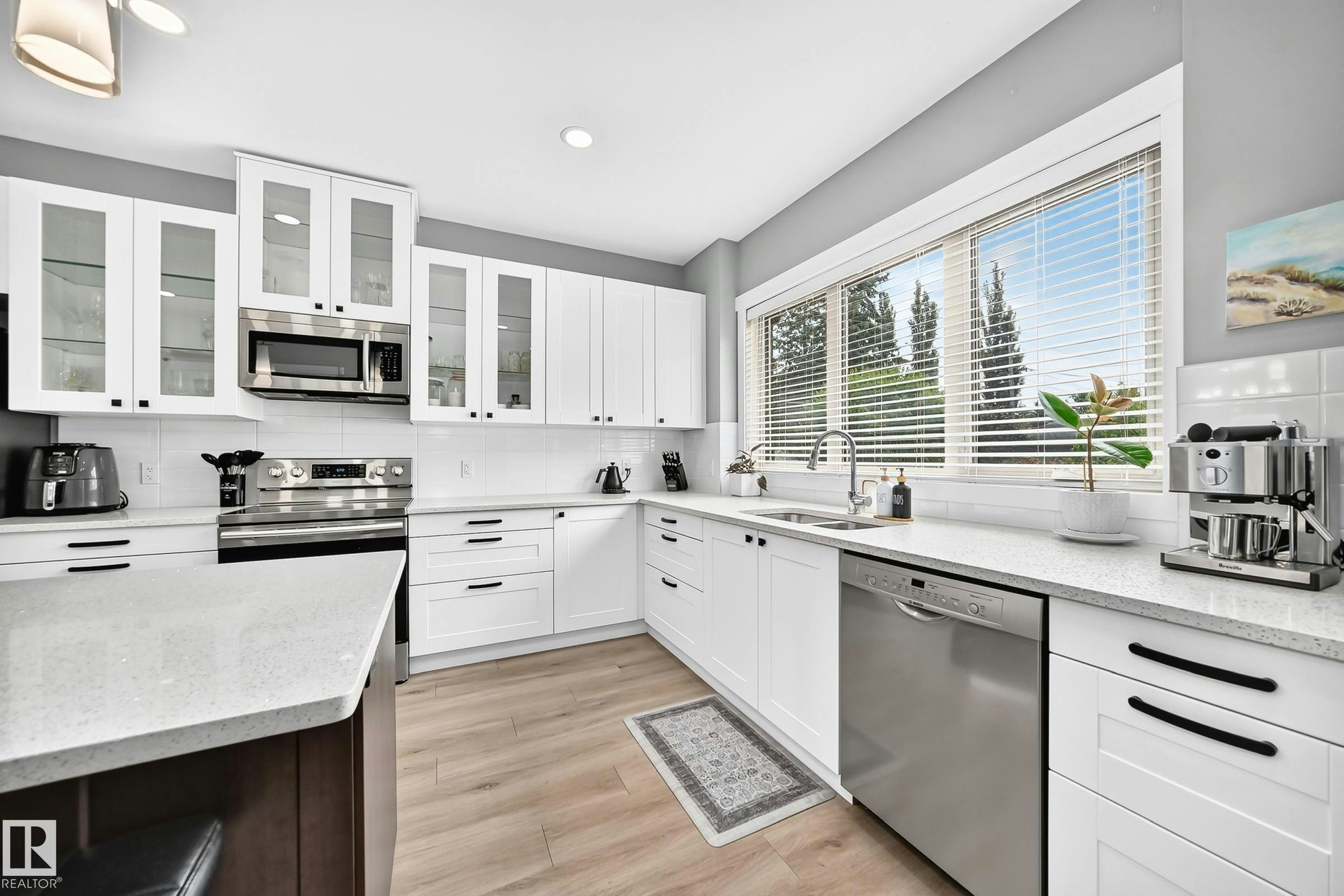 14419 104 Avenue, Edmonton, AB, T5N 2X8 - 7