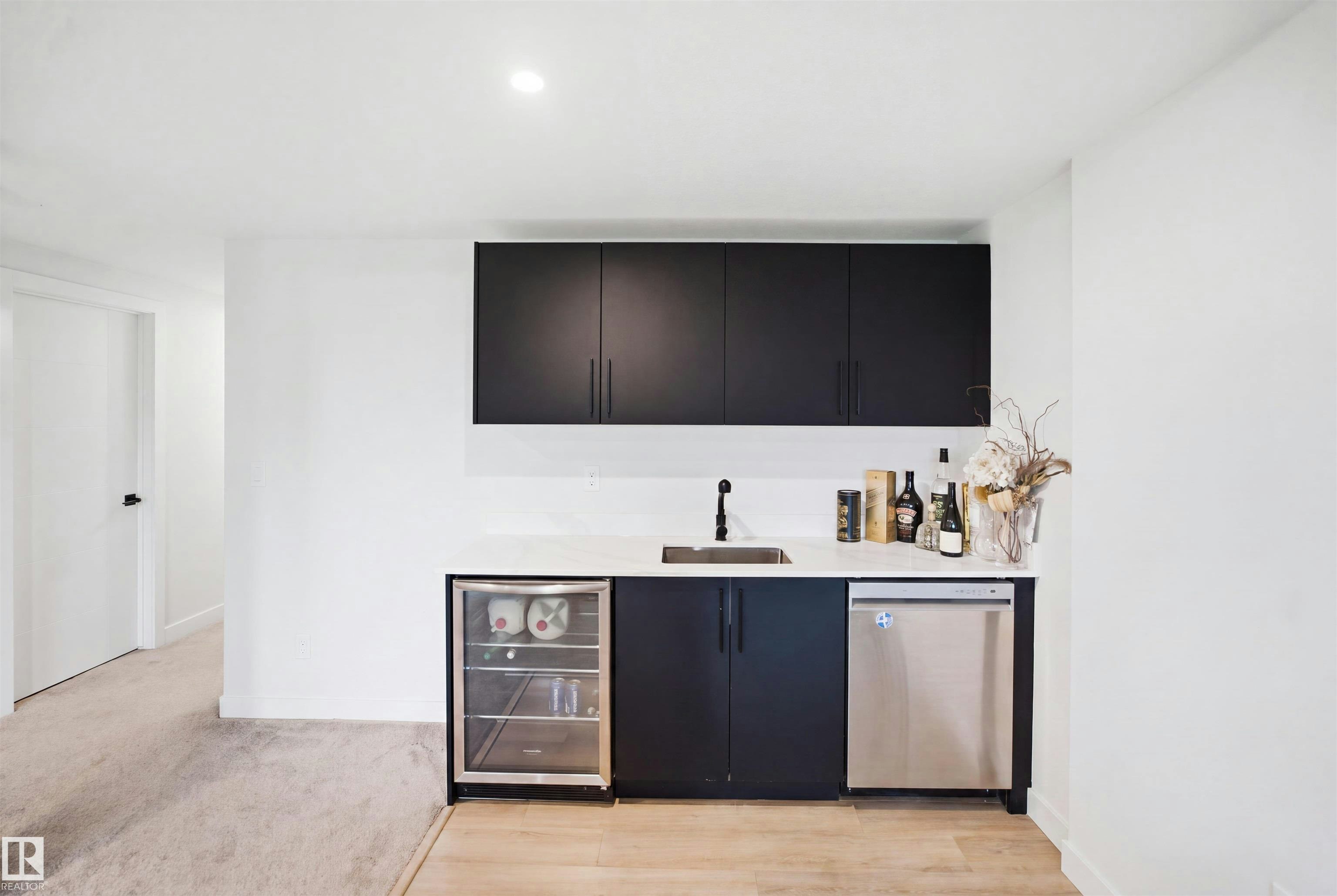 5493 Kootook Road, Edmonton, AB, T6W 4Z5 - 48
