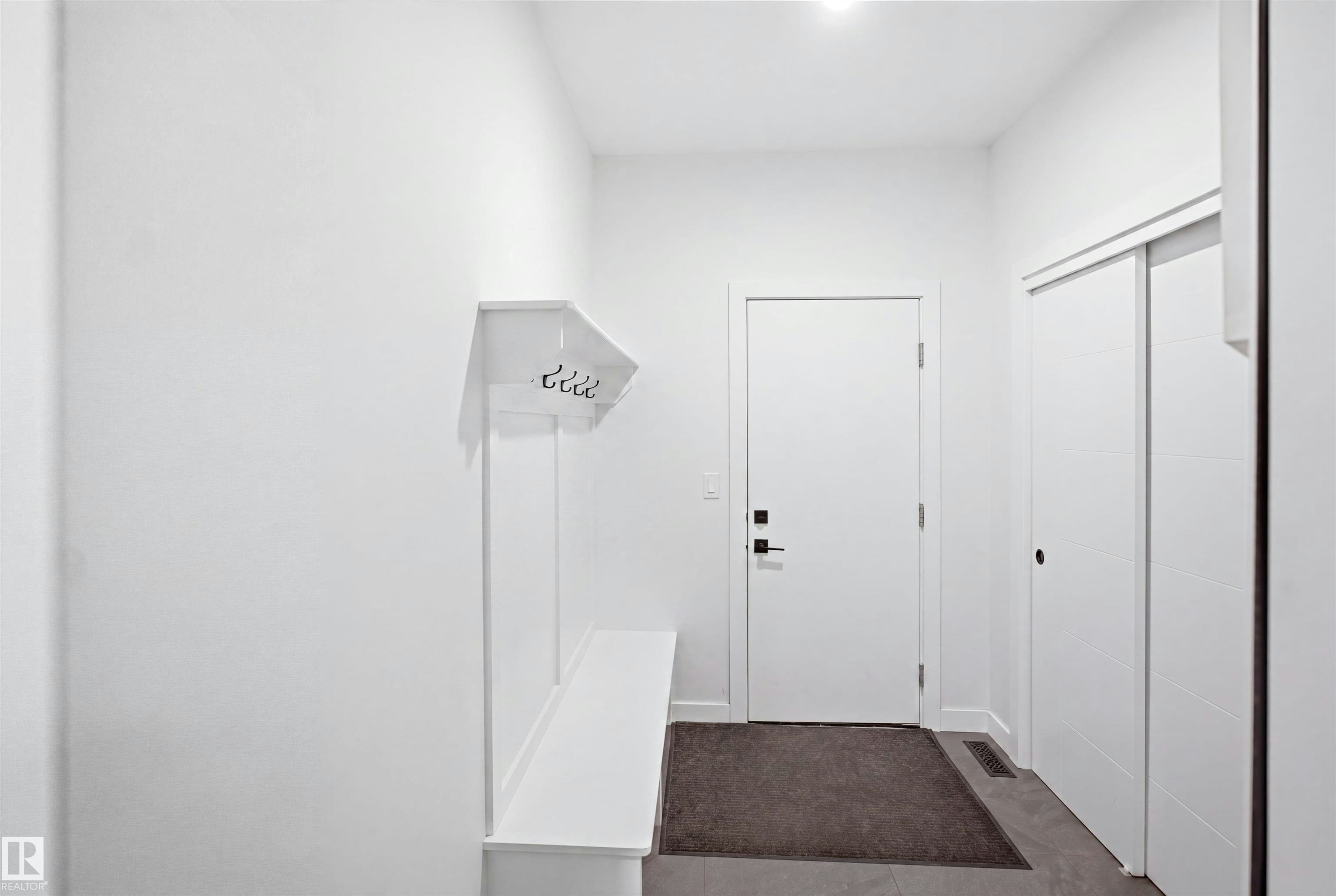 5493 Kootook Road, Edmonton, AB, T6W 4Z5 - 18