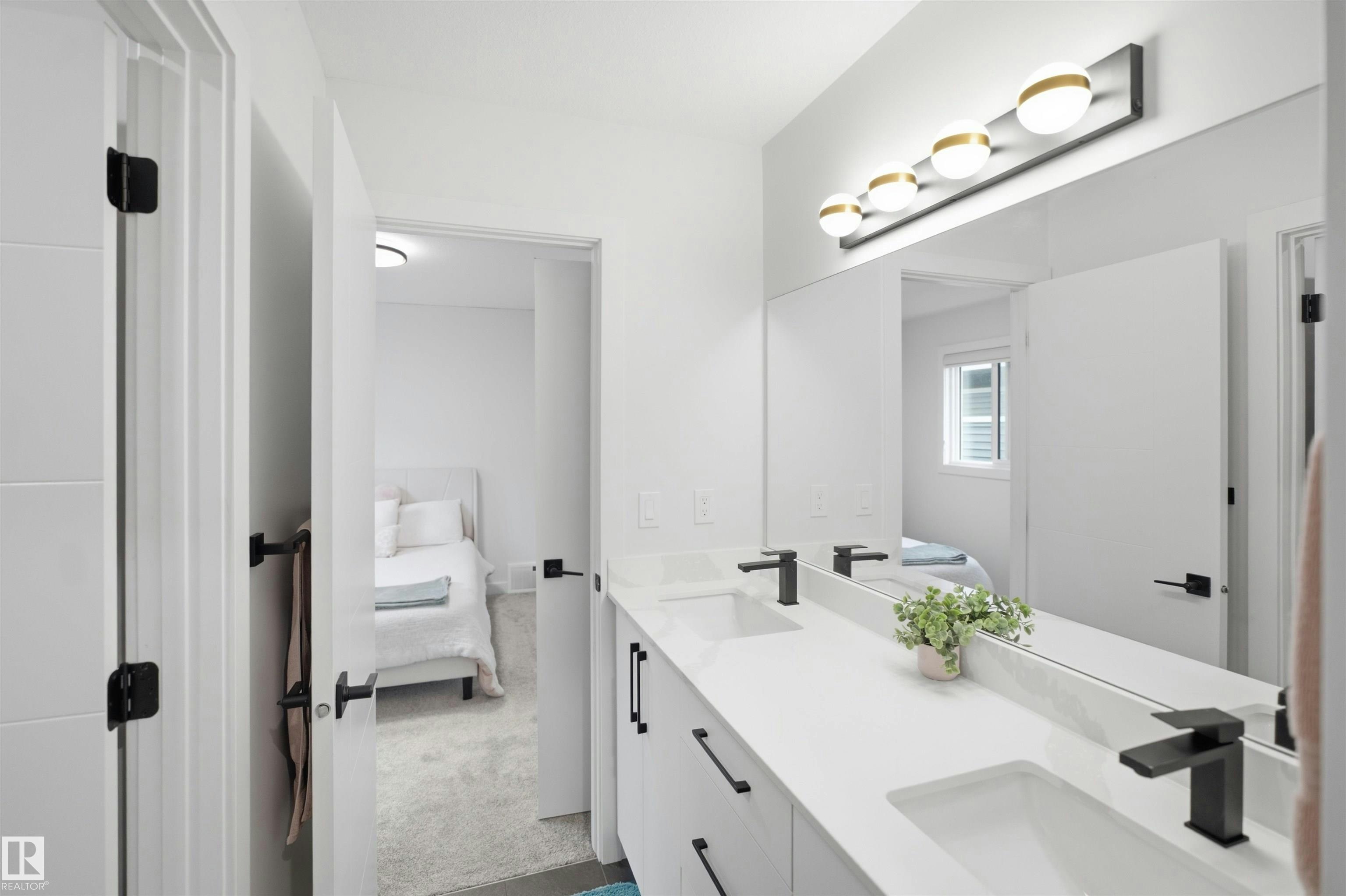5493 Kootook Road, Edmonton, AB, T6W 4Z5 - 39