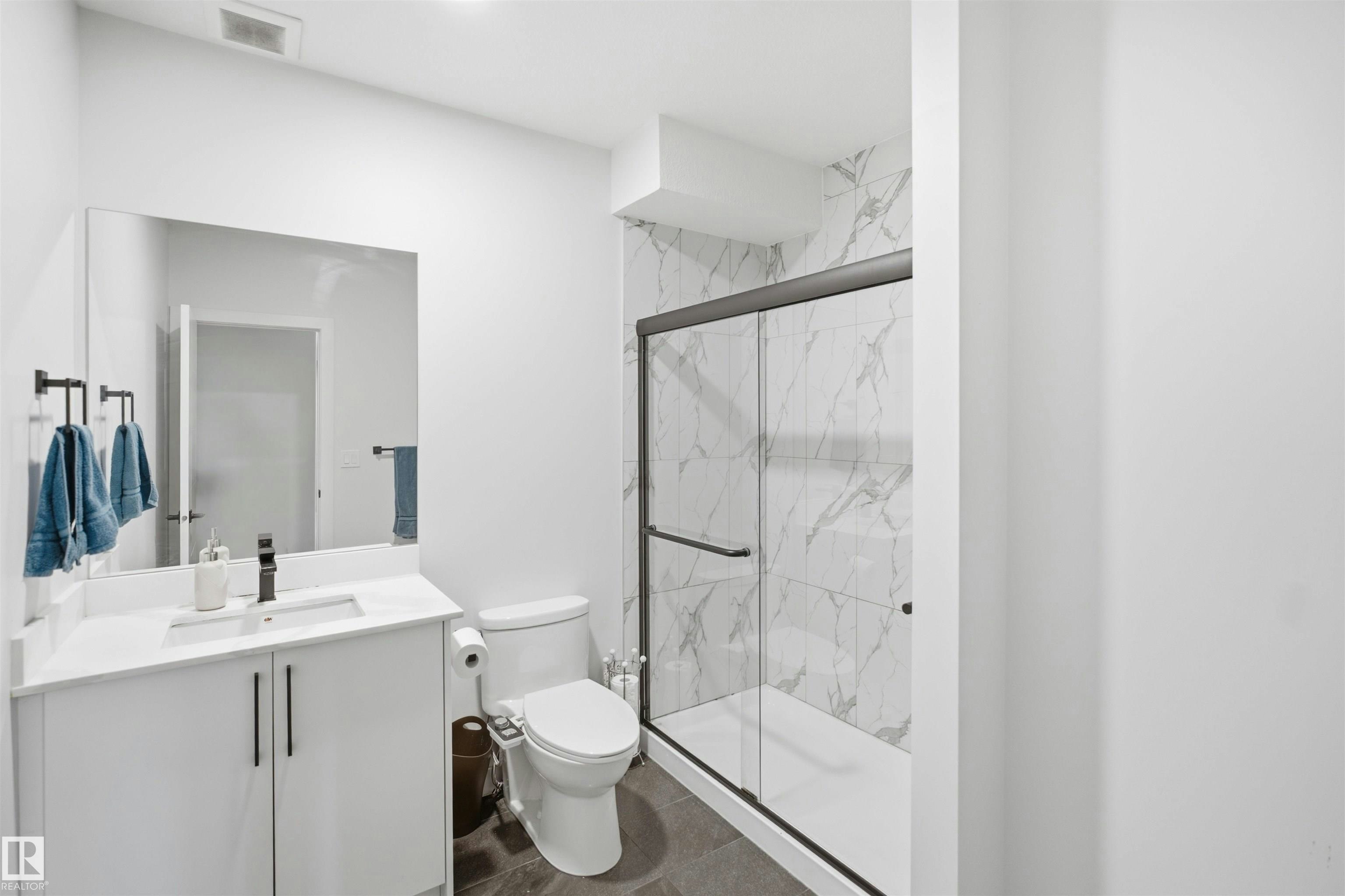 5493 Kootook Road, Edmonton, AB, T6W 4Z5 - 53